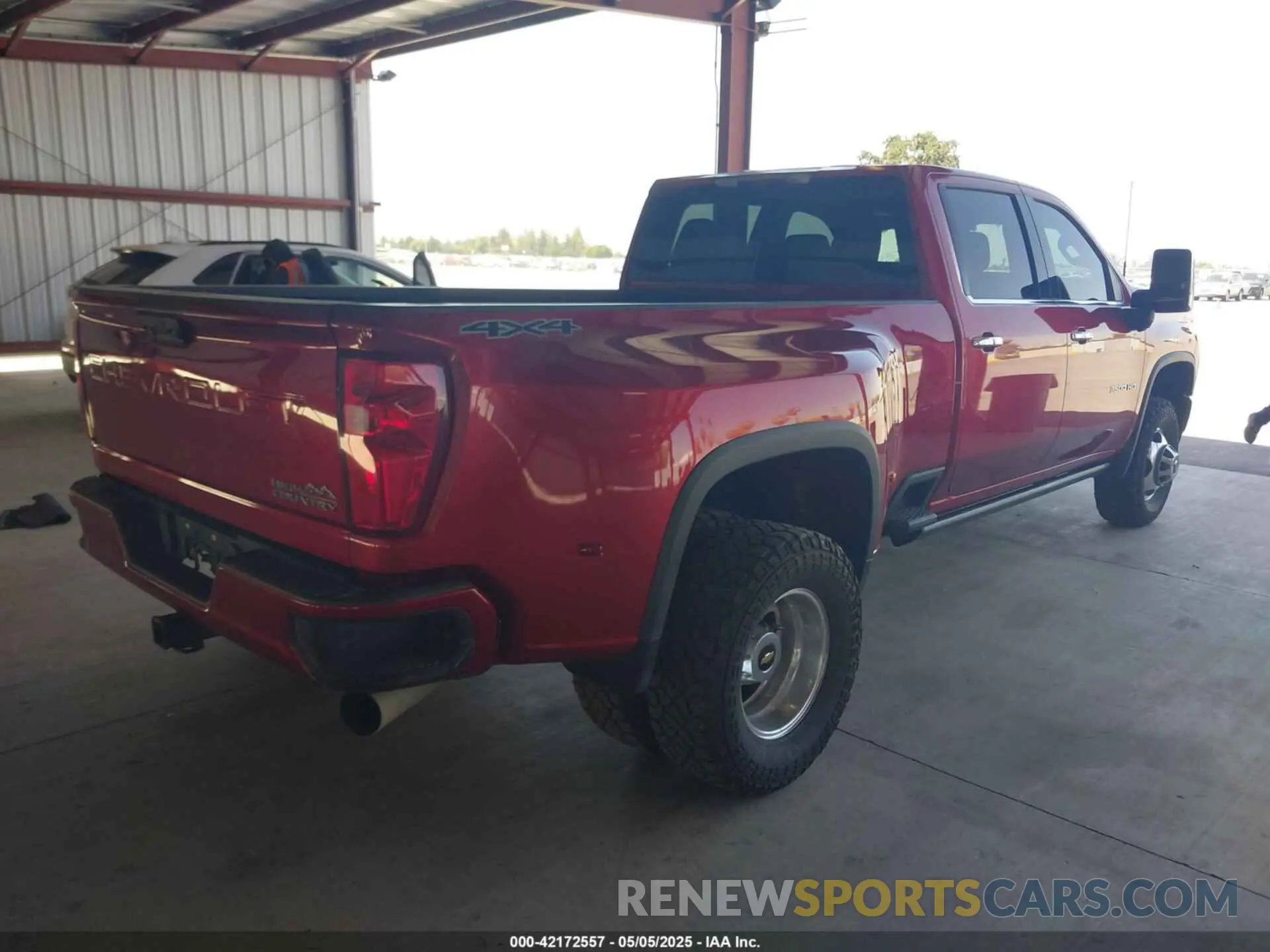 4 Photograph of a damaged car 1GC4YVEYXMF190754 CHEVROLET SILVERADO 3500HD 2021