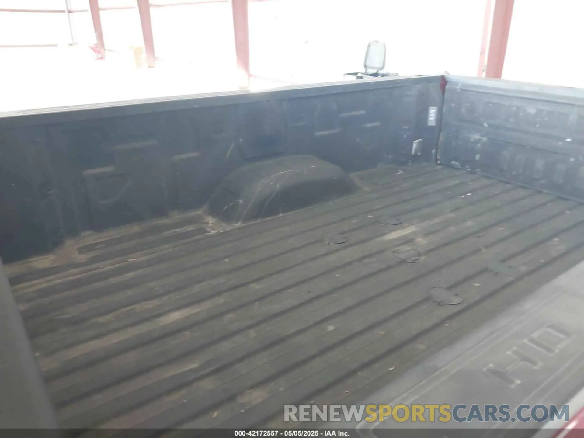6 Photograph of a damaged car 1GC4YVEYXMF190754 CHEVROLET SILVERADO 3500HD 2021