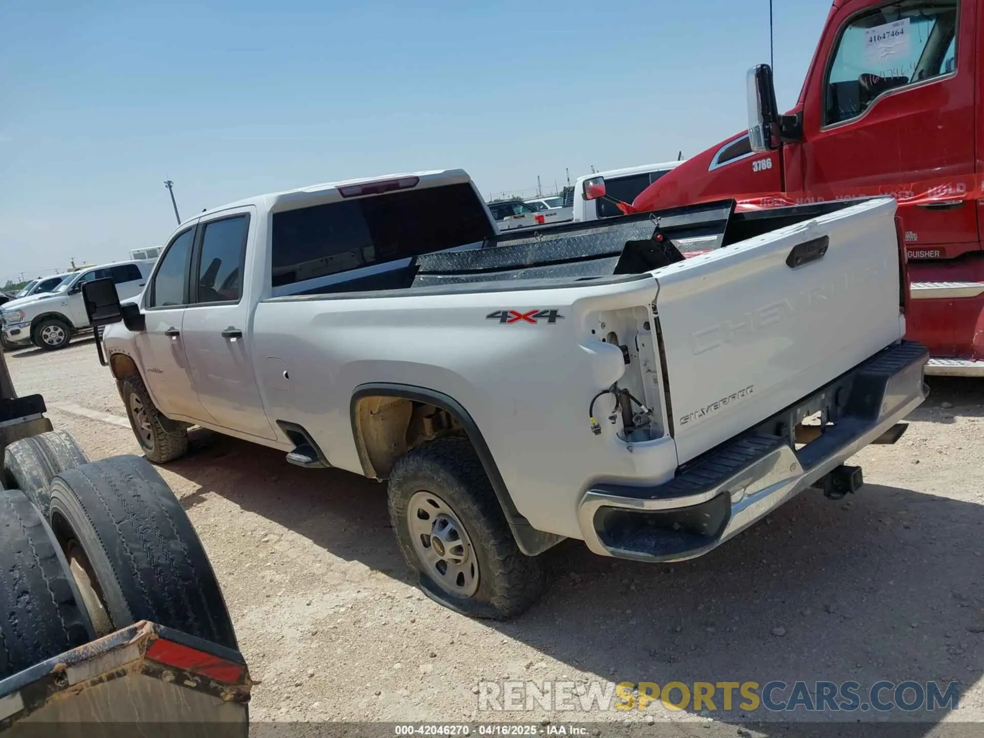 14 Photograph of a damaged car 1GC4YSE72NF197186 CHEVROLET SILVERADO 3500HD 2022