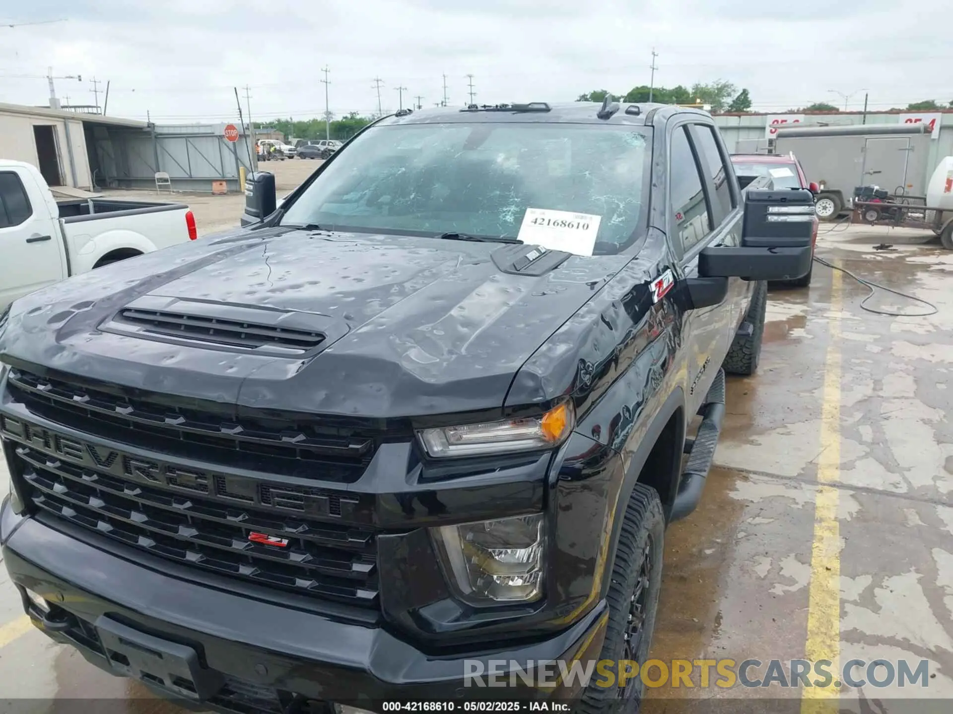 11 Photograph of a damaged car 1GC4YUEY0NF322609 CHEVROLET SILVERADO 3500HD 2022