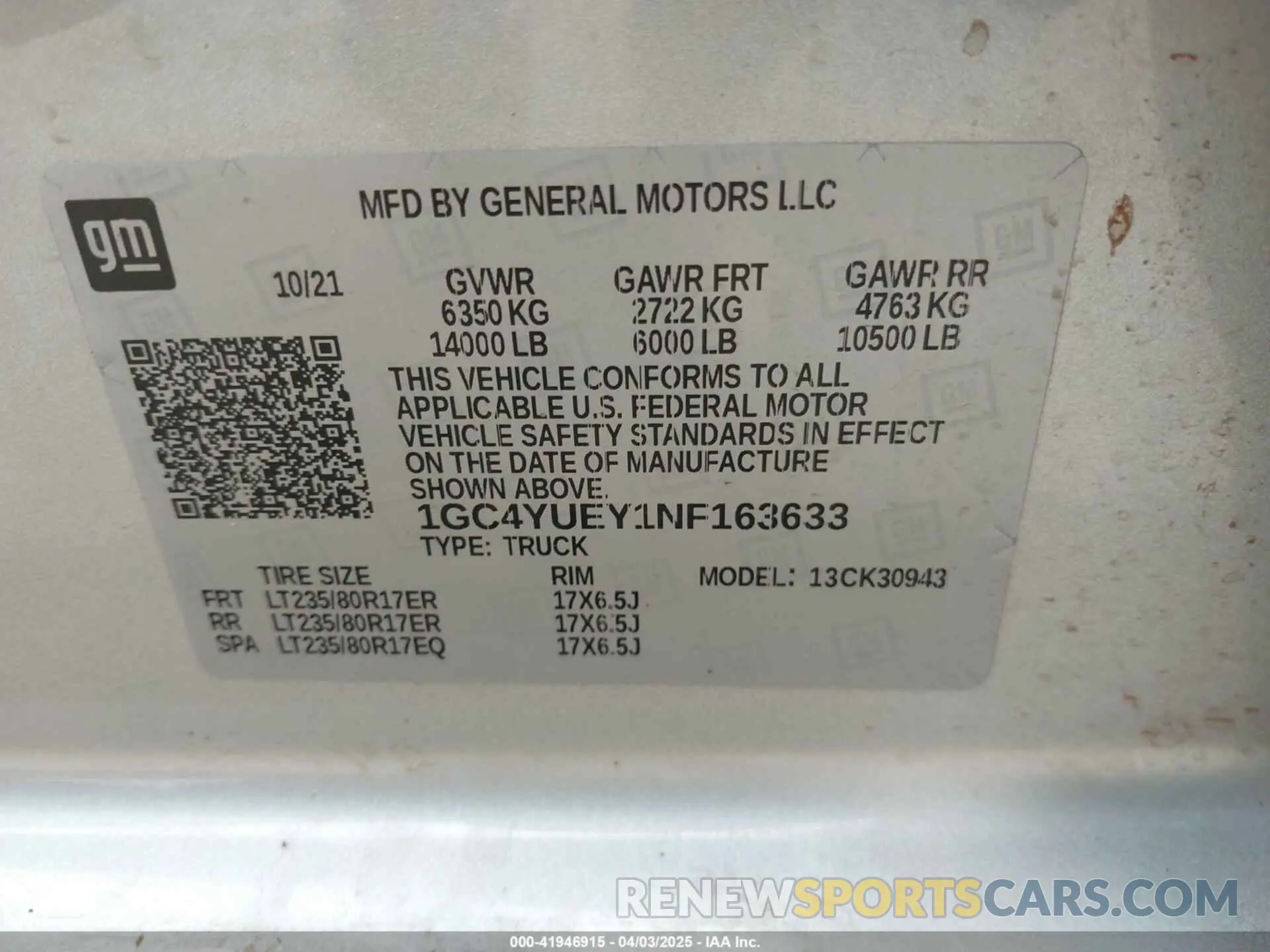8 Photograph of a damaged car 1GC4YUEY1NF163633 CHEVROLET SILVERADO 3500HD 2022