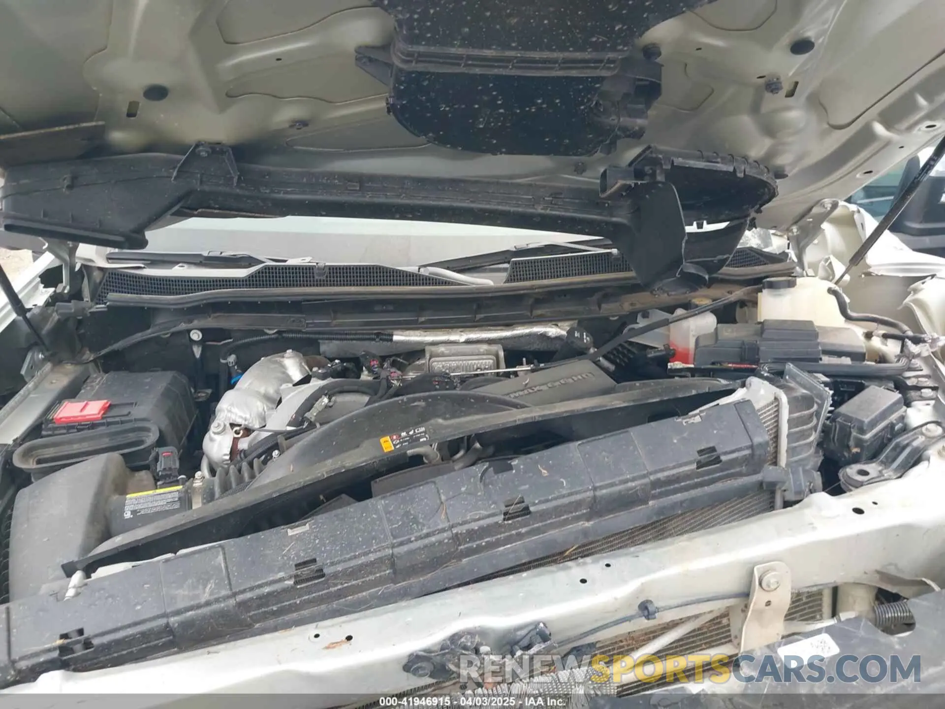 9 Photograph of a damaged car 1GC4YUEY1NF163633 CHEVROLET SILVERADO 3500HD 2022