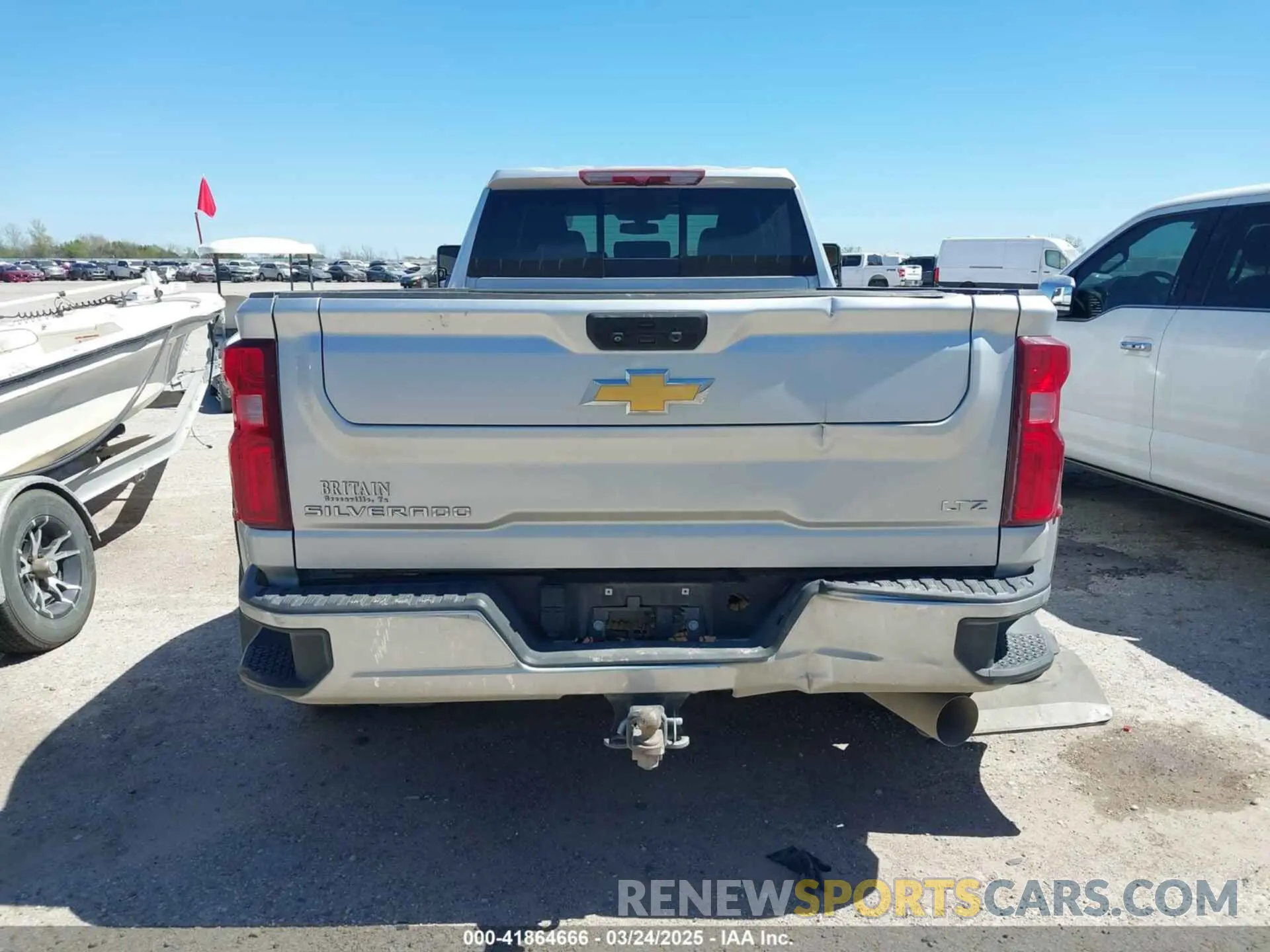14 Photograph of a damaged car 1GC4YUEY7NF249464 CHEVROLET SILVERADO 3500HD 2022
