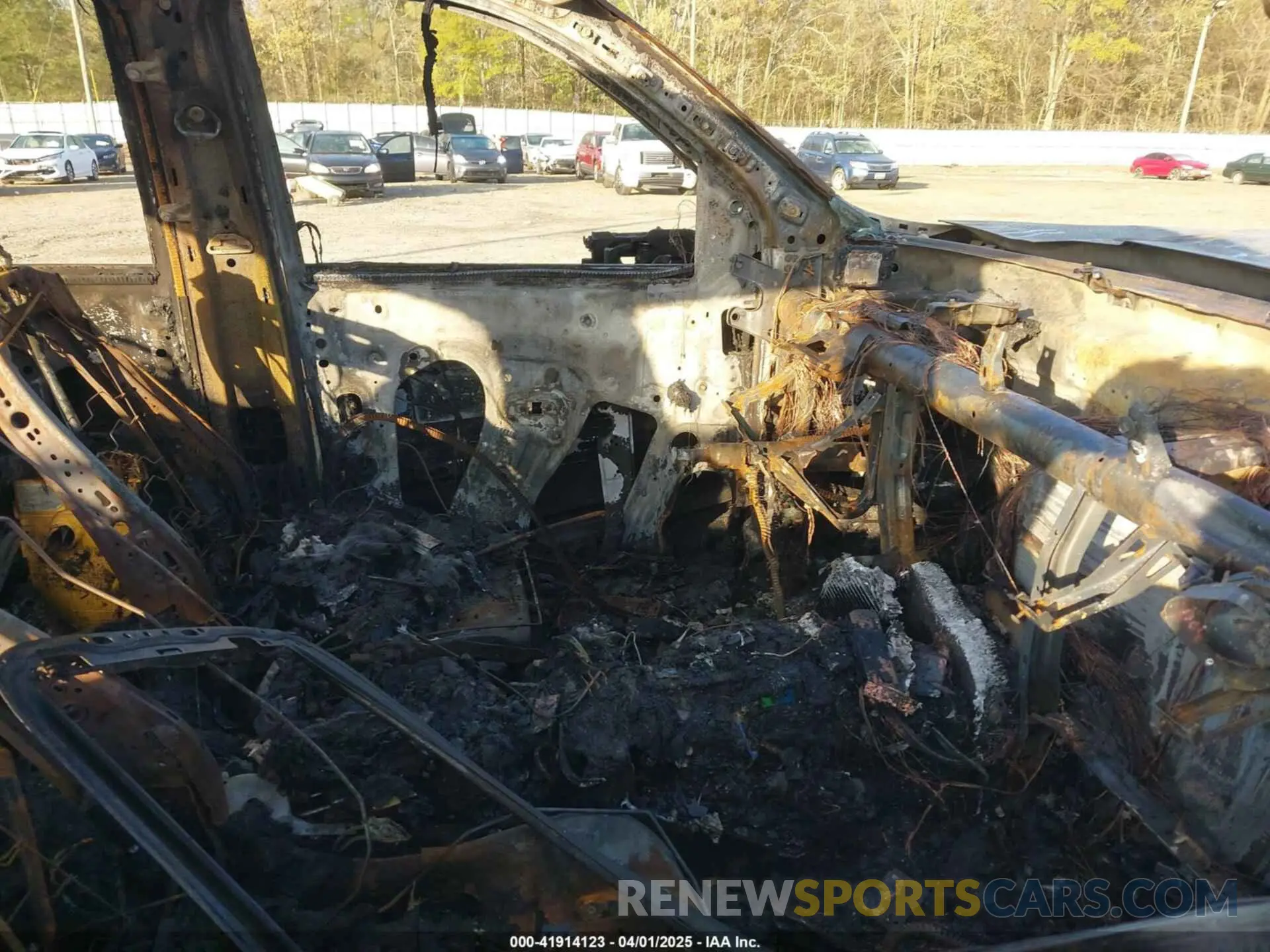 5 Photograph of a damaged car 1GC4YVEY0NF332160 CHEVROLET SILVERADO 3500HD 2022