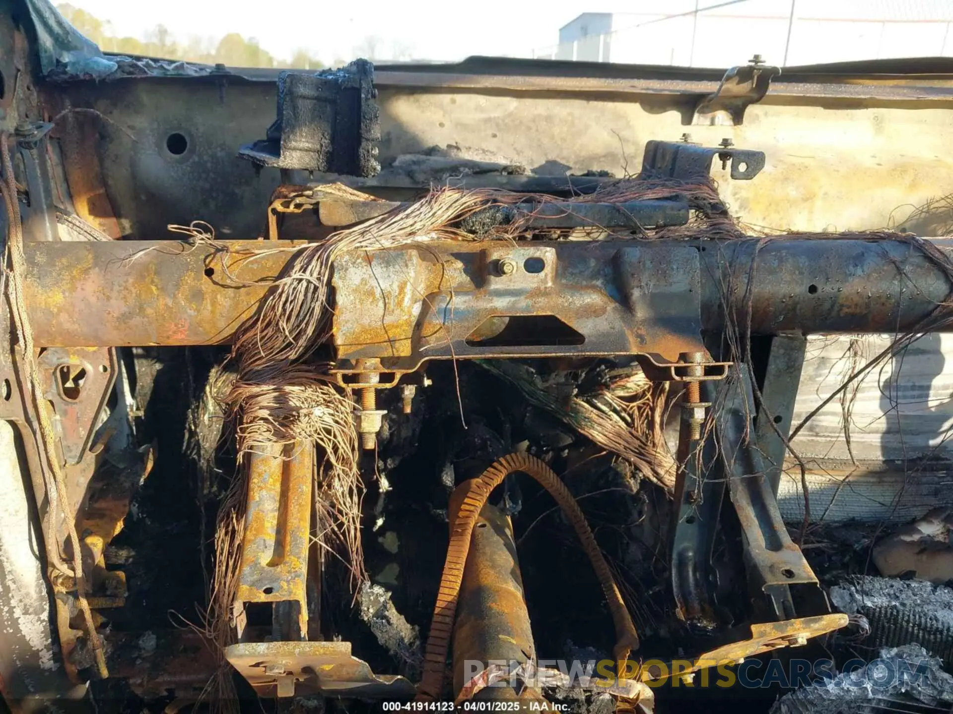 6 Photograph of a damaged car 1GC4YVEY0NF332160 CHEVROLET SILVERADO 3500HD 2022