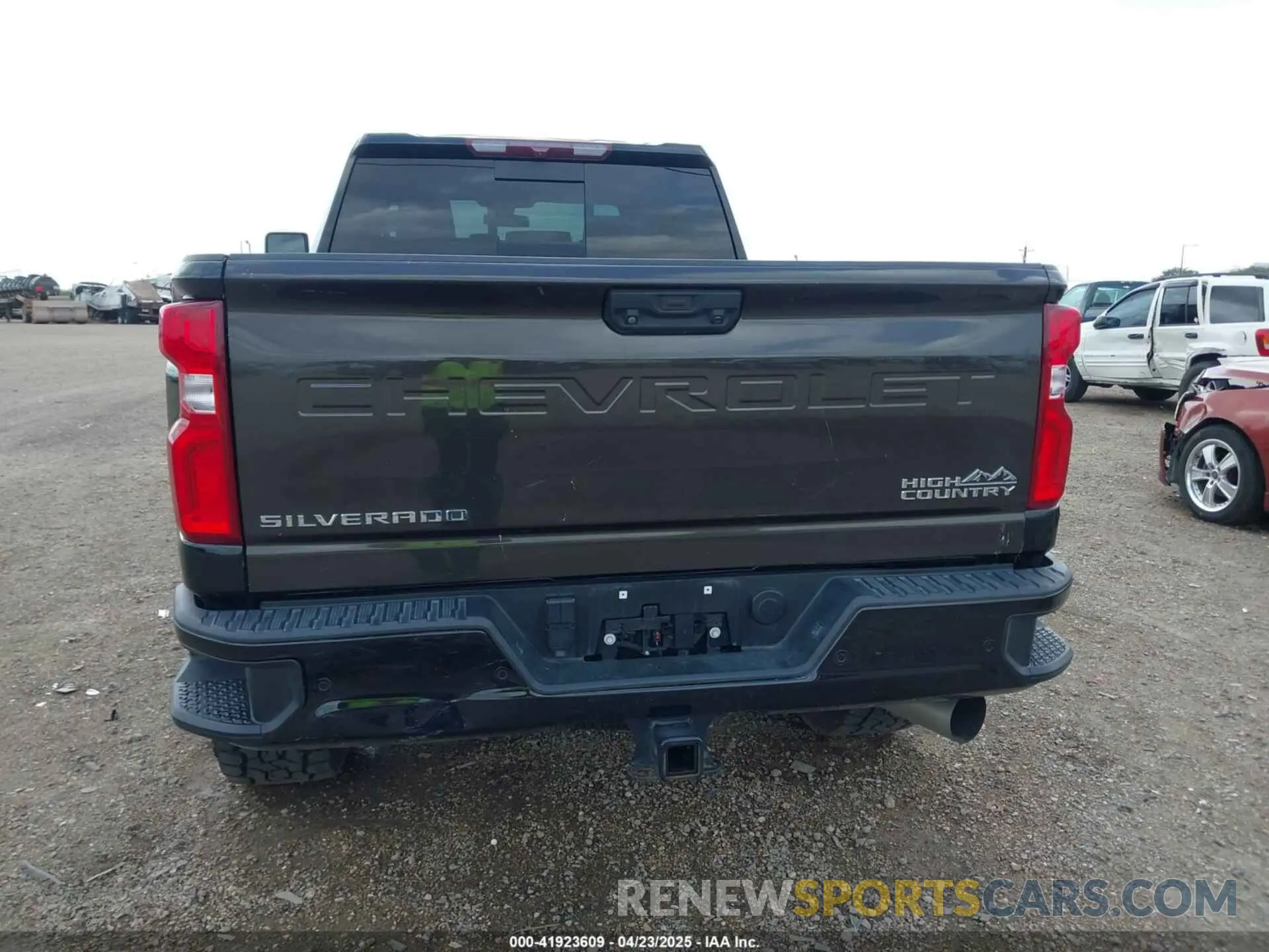 11 Photograph of a damaged car 1GC4YVEY6NF236324 CHEVROLET SILVERADO 3500HD 2022