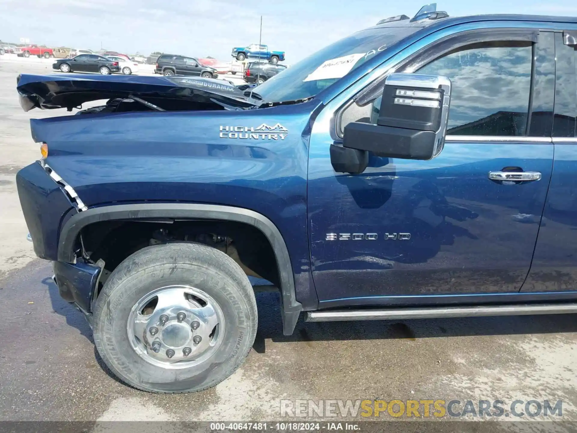 13 Photograph of a damaged car 1GC4YVEY9NF331251 CHEVROLET SILVERADO 3500HD 2022