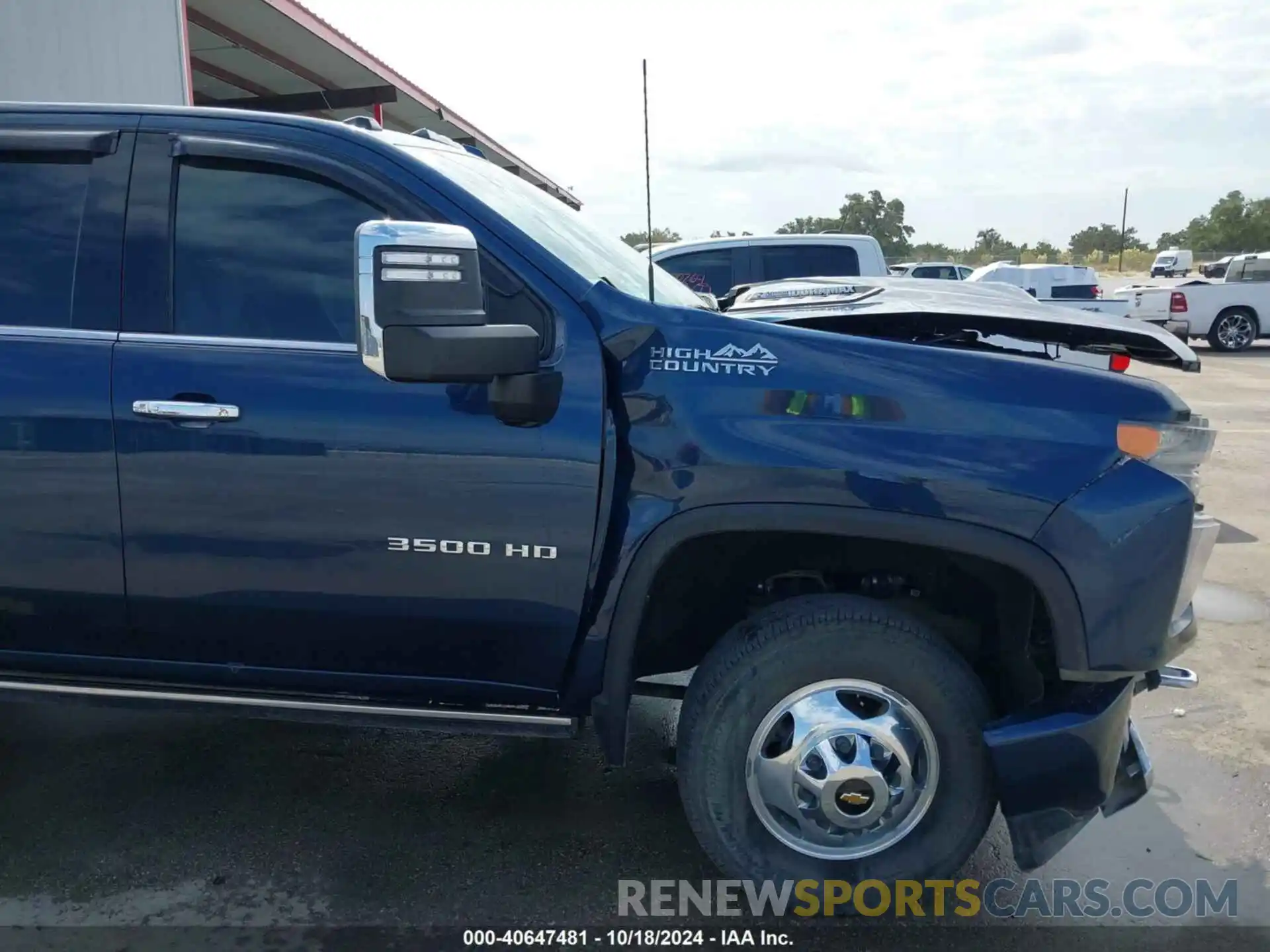 14 Photograph of a damaged car 1GC4YVEY9NF331251 CHEVROLET SILVERADO 3500HD 2022