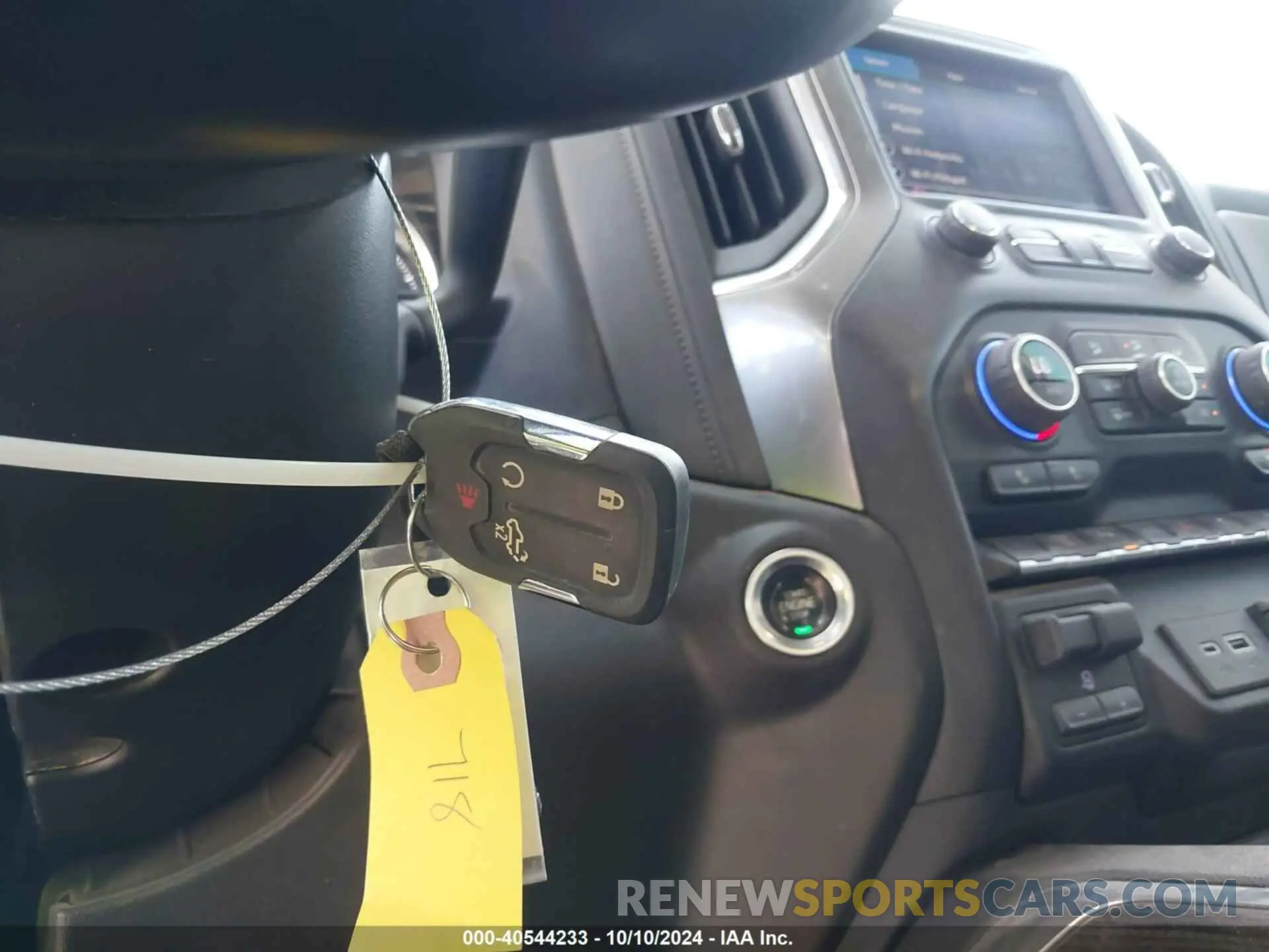10 Photograph of a damaged car 1GC4YTEY1PF169445 CHEVROLET SILVERADO 3500HD 2023