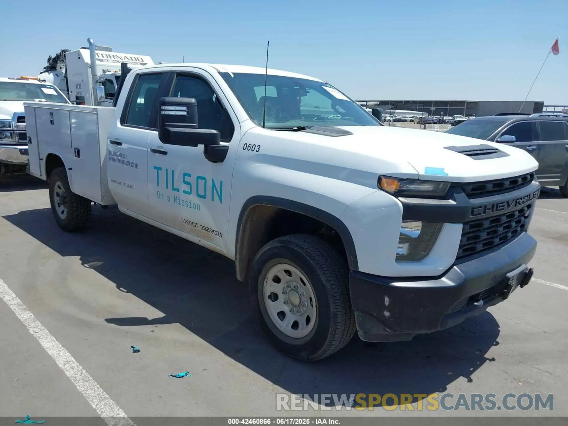 1 Photograph of a damaged car 1GC5YSE7XPF236209 CHEVROLET SILVERADO 3500HD 2023
