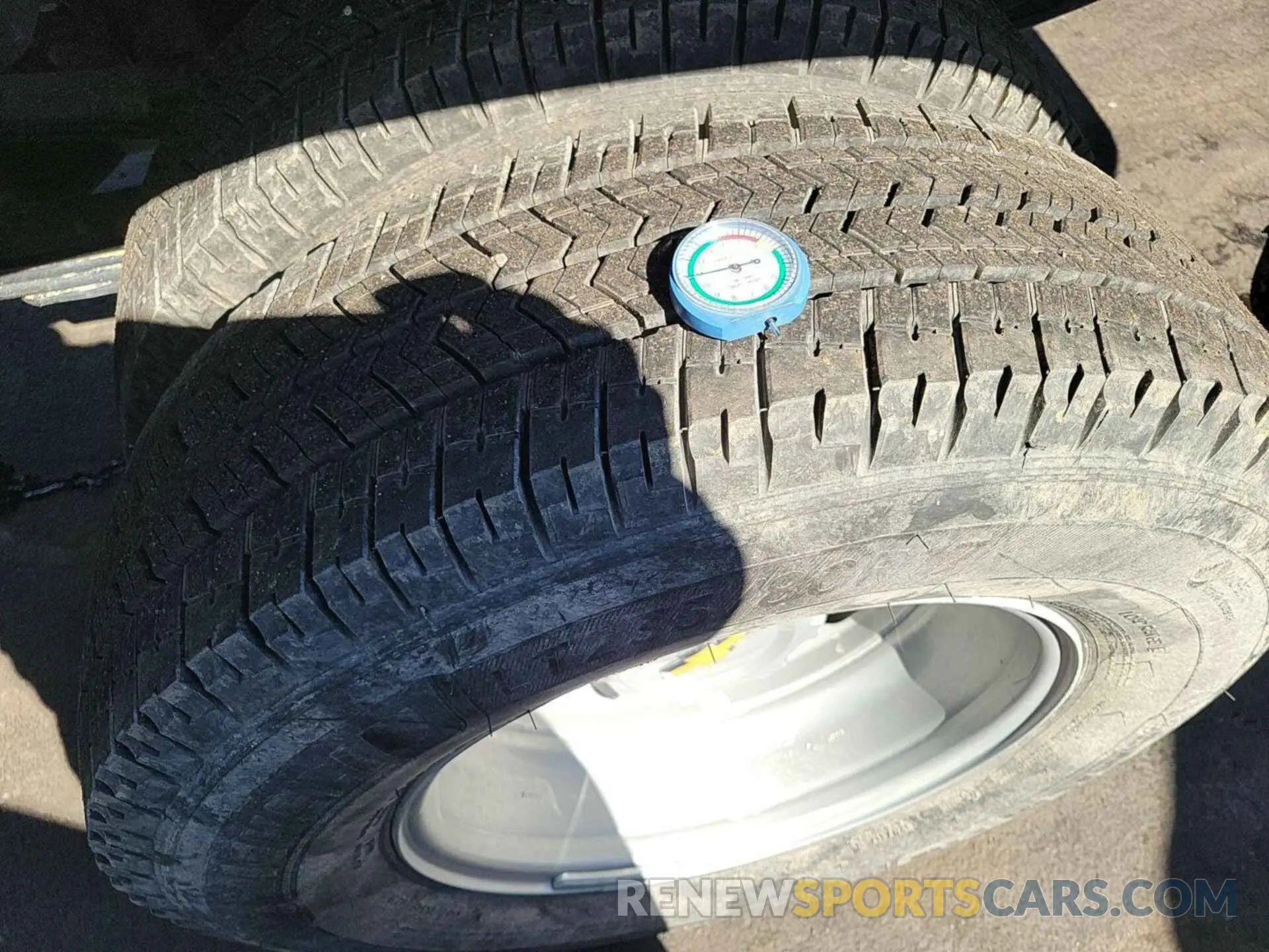 20 Photograph of a damaged car 1GC3YSE70RF322171 CHEVROLET SILVERADO 3500HD 2024