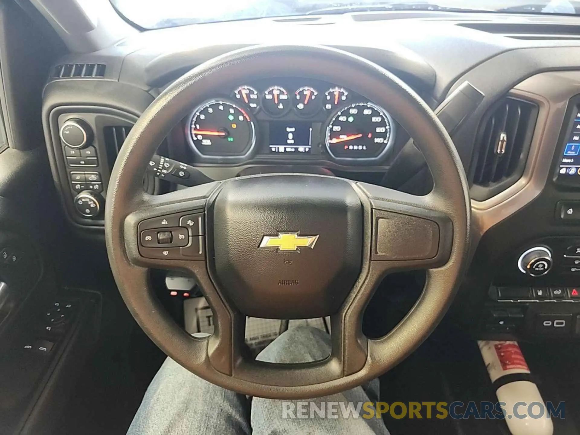 7 Photograph of a damaged car 1GC3YSE70RF322171 CHEVROLET SILVERADO 3500HD 2024