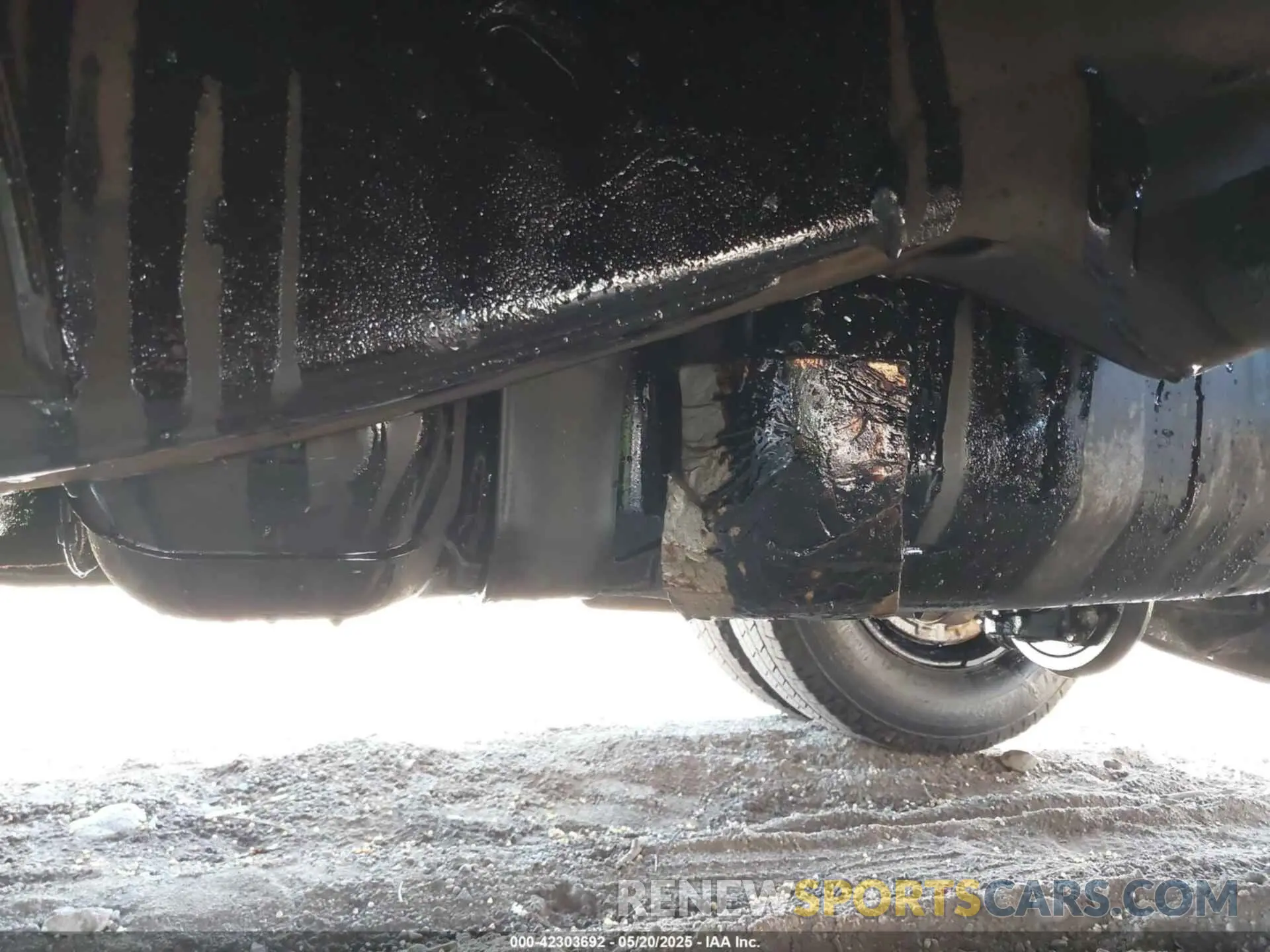 17 Photograph of a damaged car 1GC3YSEY8RF387083 CHEVROLET SILVERADO 3500HD 2024