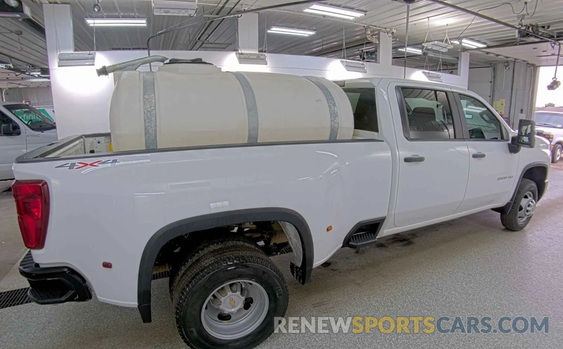 14 Photograph of a damaged car 1GC4YSE70RF262655 CHEVROLET SILVERADO 3500HD 2024