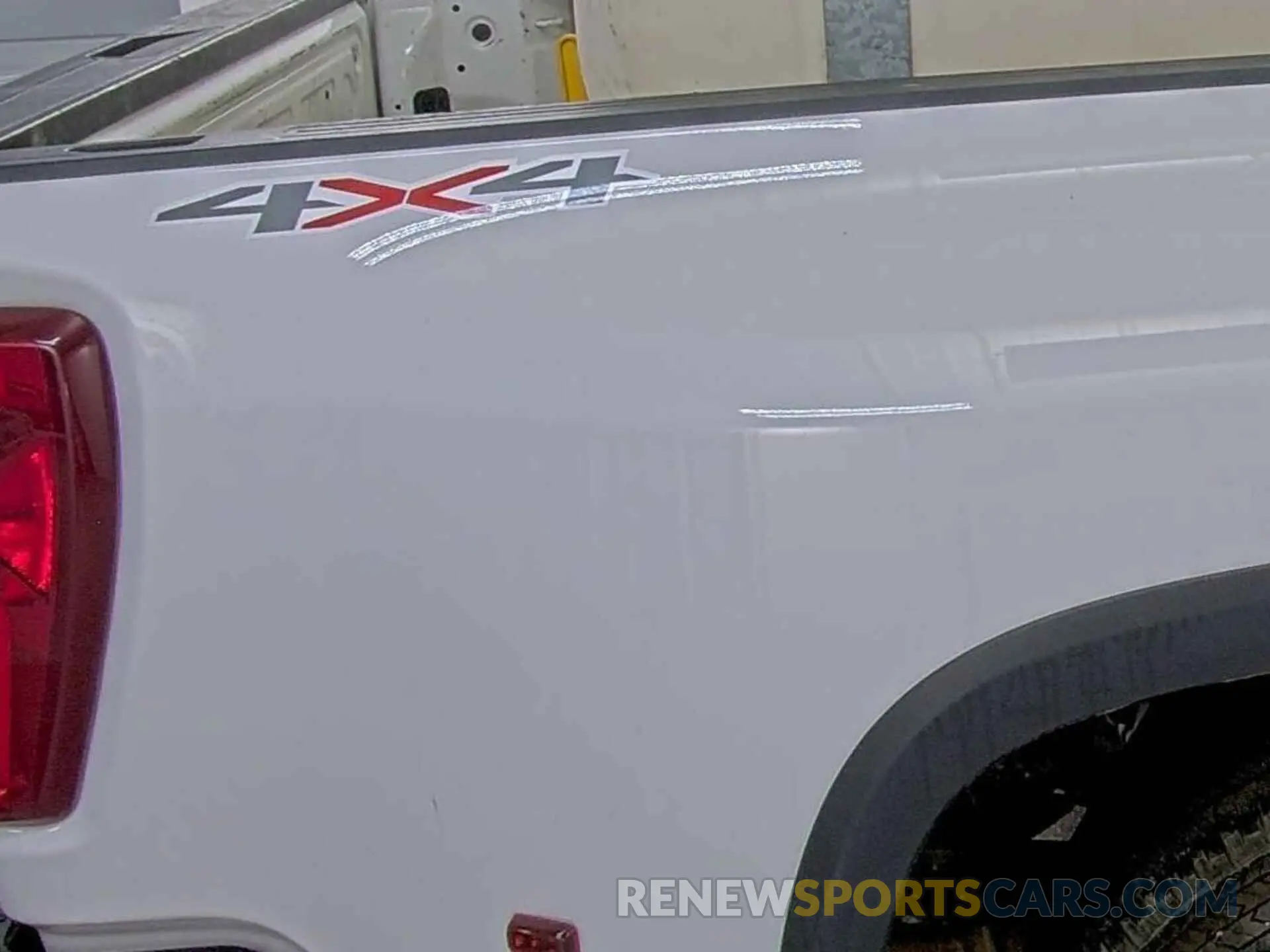 22 Photograph of a damaged car 1GC4YSE70RF262655 CHEVROLET SILVERADO 3500HD 2024