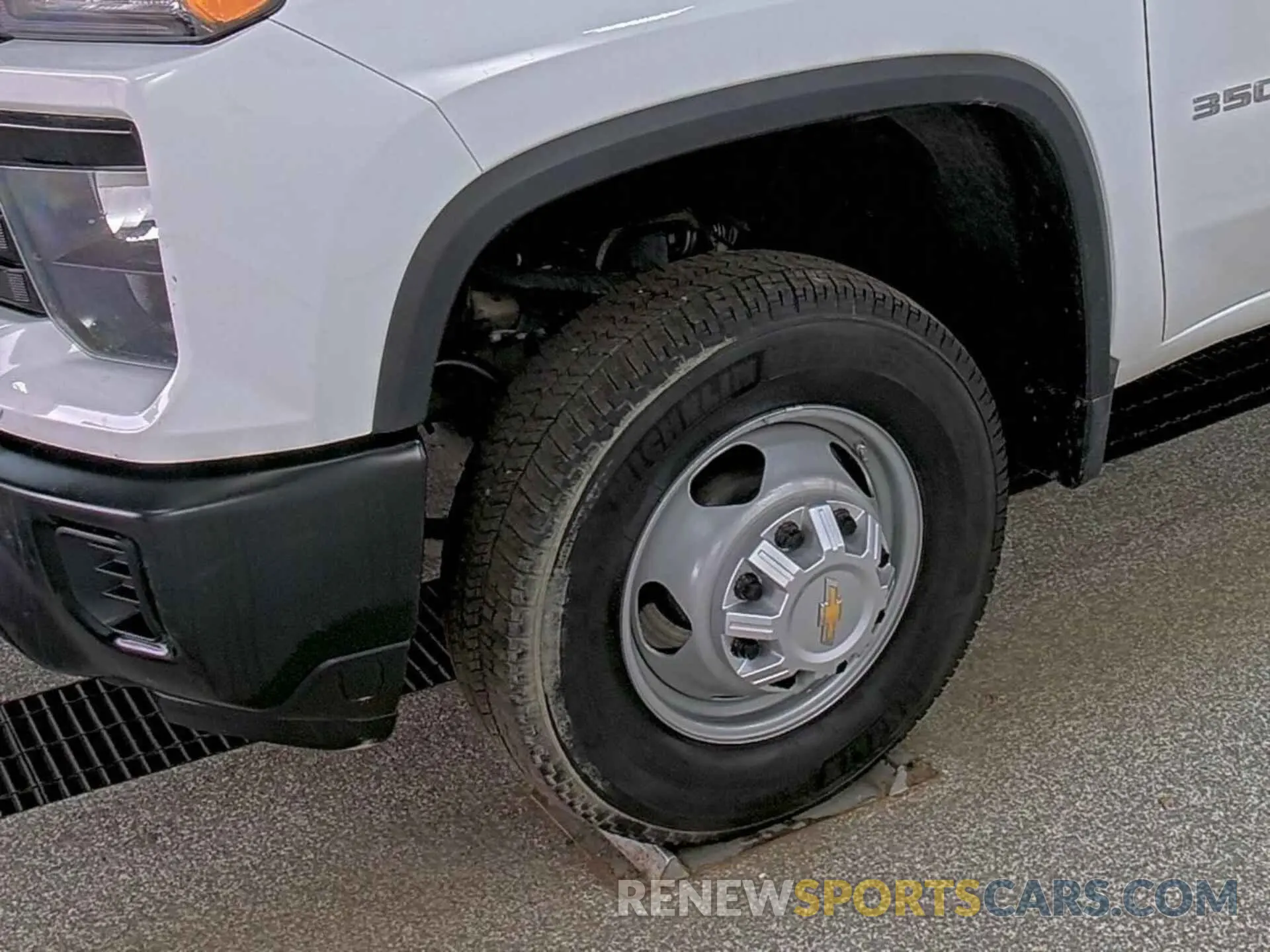 24 Photograph of a damaged car 1GC4YSE70RF262655 CHEVROLET SILVERADO 3500HD 2024