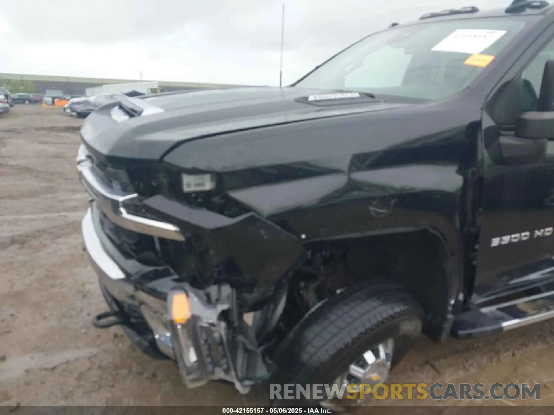 11 Photograph of a damaged car 1GC4YTEY4RF117441 CHEVROLET SILVERADO 3500HD 2024