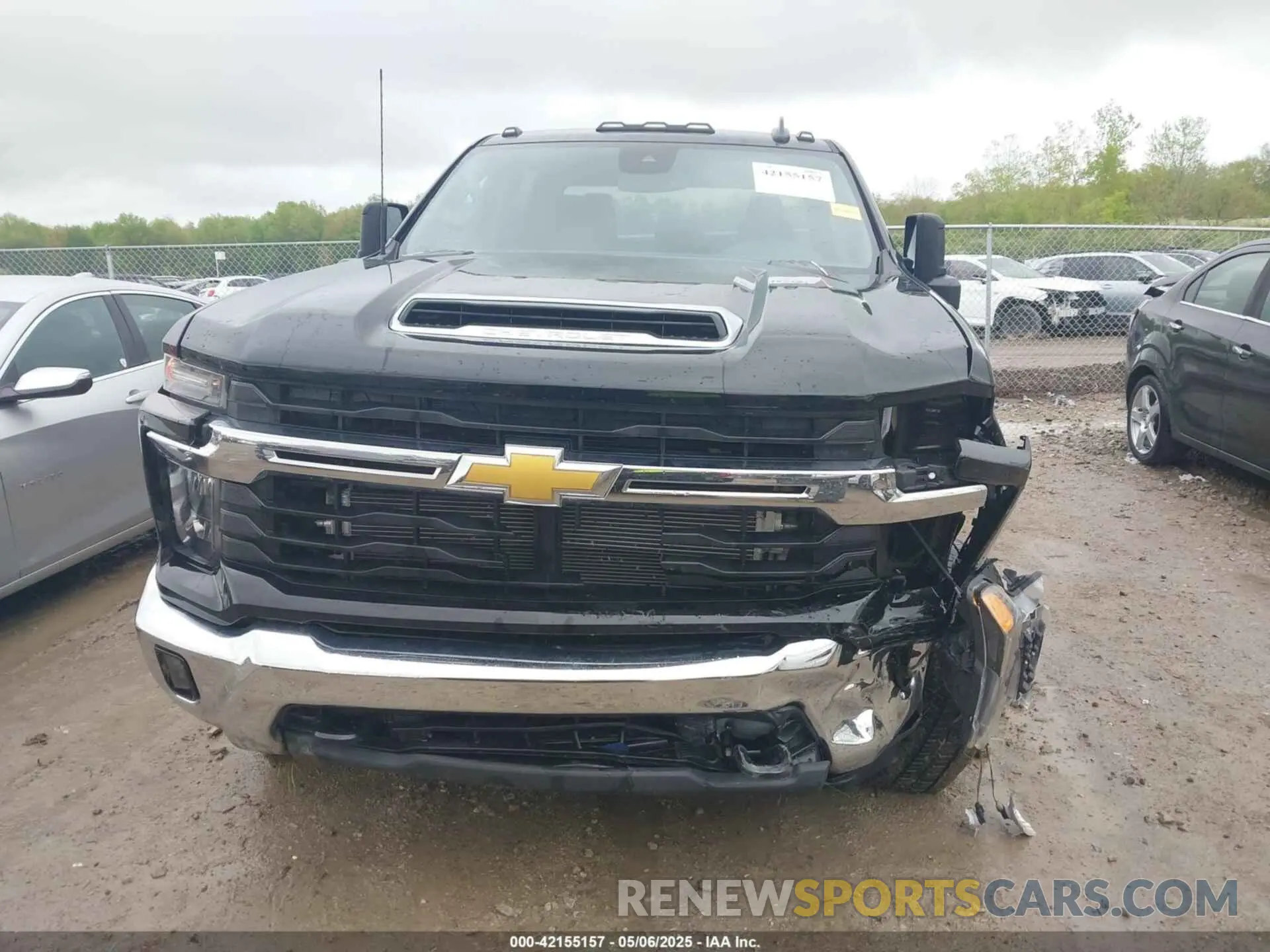 12 Photograph of a damaged car 1GC4YTEY4RF117441 CHEVROLET SILVERADO 3500HD 2024