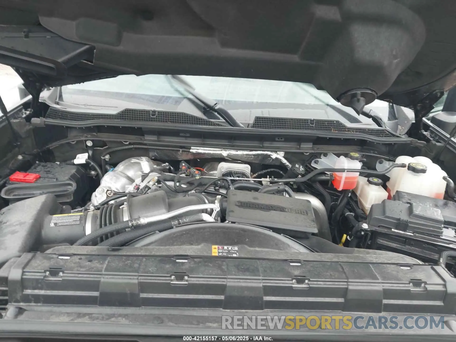 9 Photograph of a damaged car 1GC4YTEY4RF117441 CHEVROLET SILVERADO 3500HD 2024