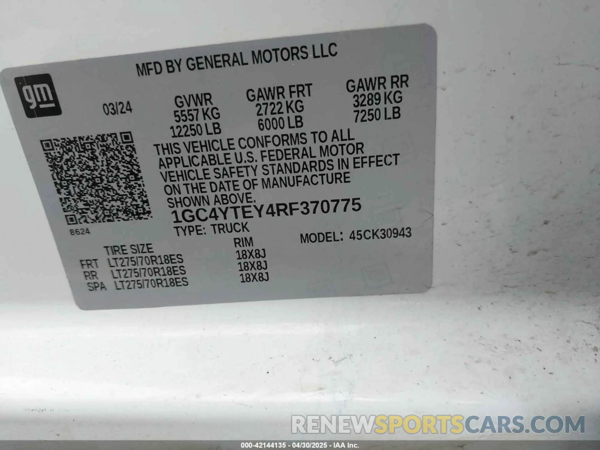 8 Photograph of a damaged car 1GC4YTEY4RF370775 CHEVROLET SILVERADO 3500HD 2024
