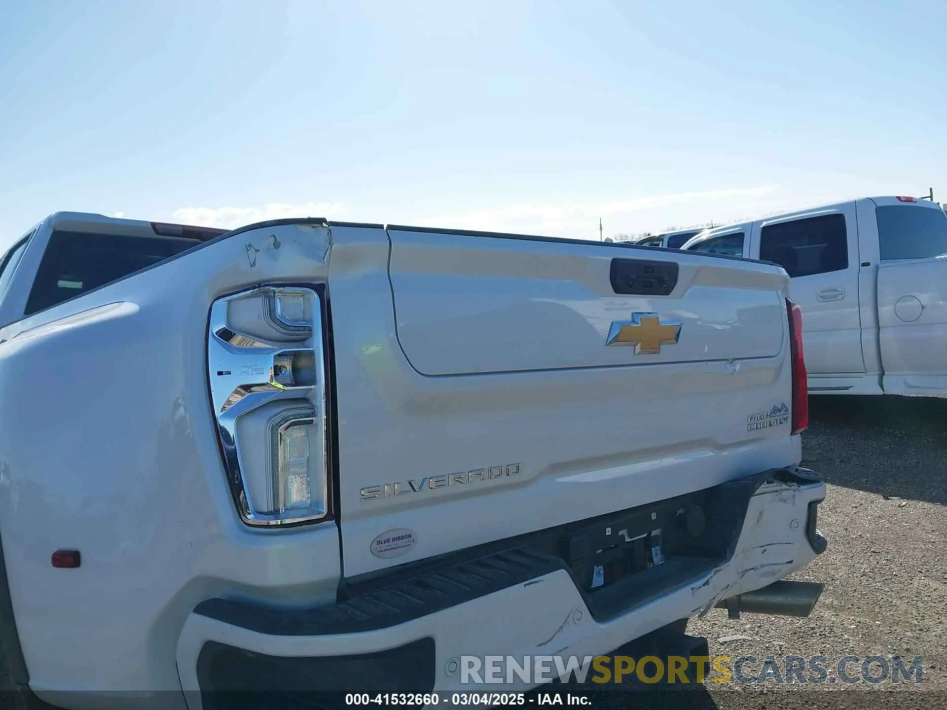 13 Photograph of a damaged car 1GC4YVE75RF314962 CHEVROLET SILVERADO 3500HD 2024
