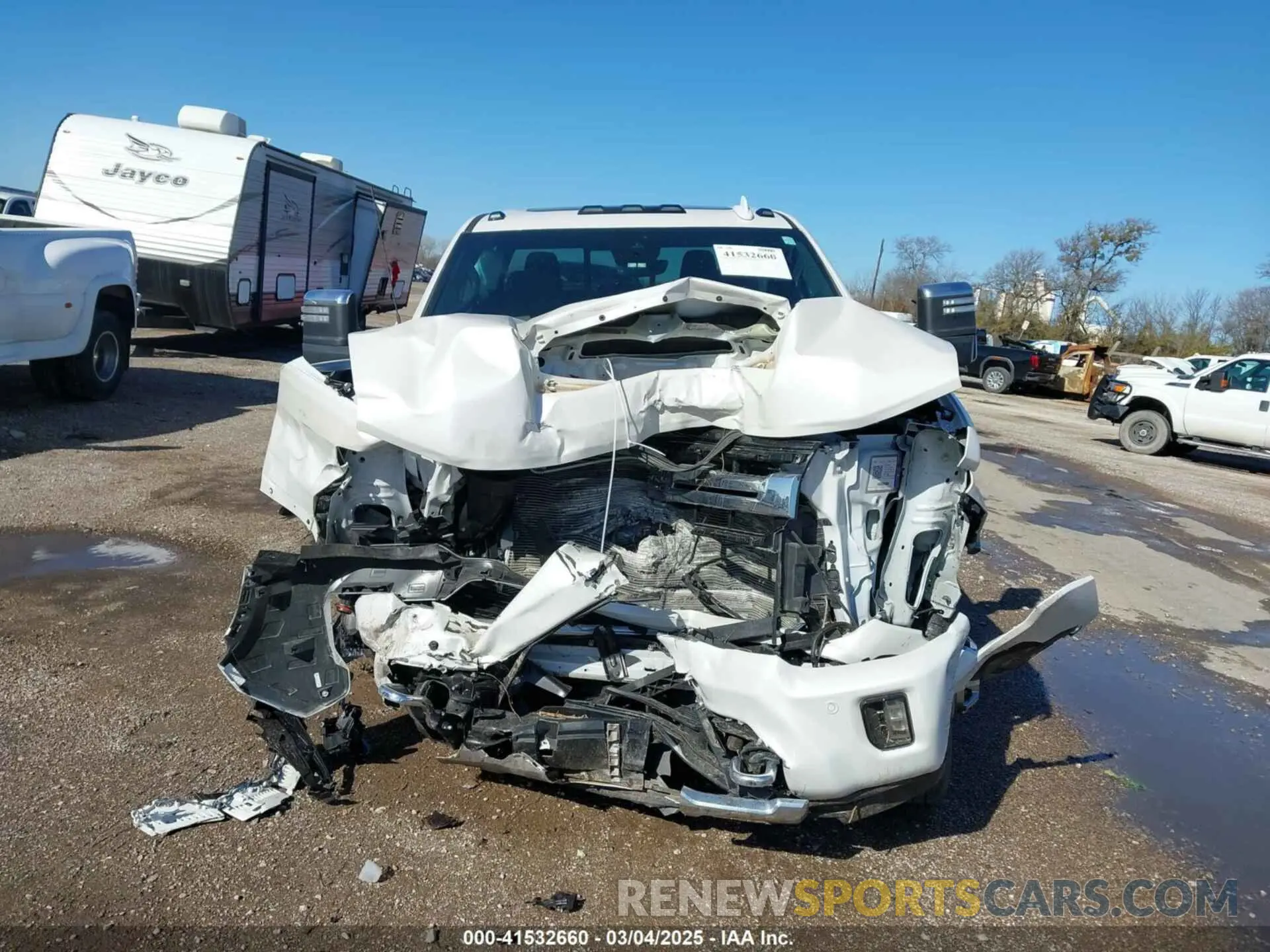 15 Photograph of a damaged car 1GC4YVE75RF314962 CHEVROLET SILVERADO 3500HD 2024