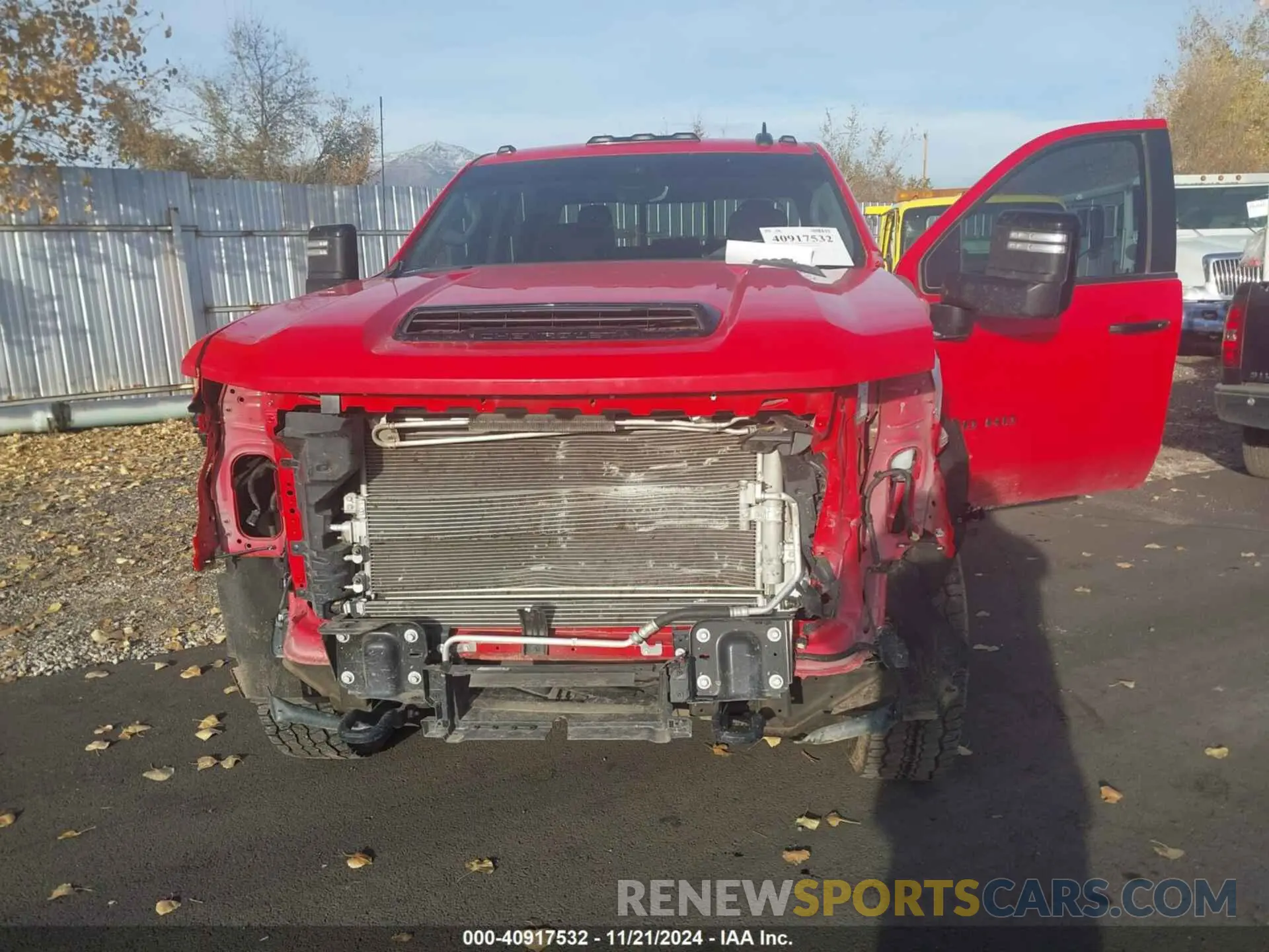 11 Photograph of a damaged car 2GC4YTEY7R1200563 CHEVROLET SILVERADO 3500HD 2024
