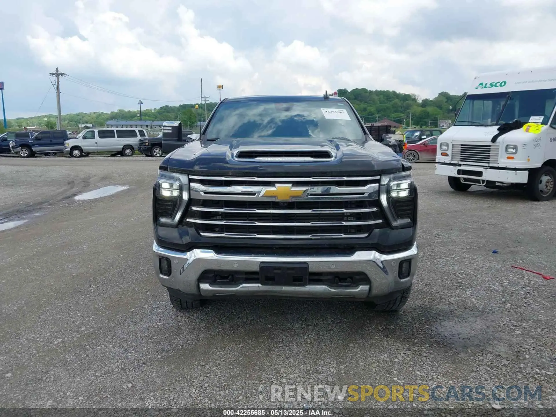 12 Photograph of a damaged car 2GC4YUEY1R1100545 CHEVROLET SILVERADO 3500HD 2024