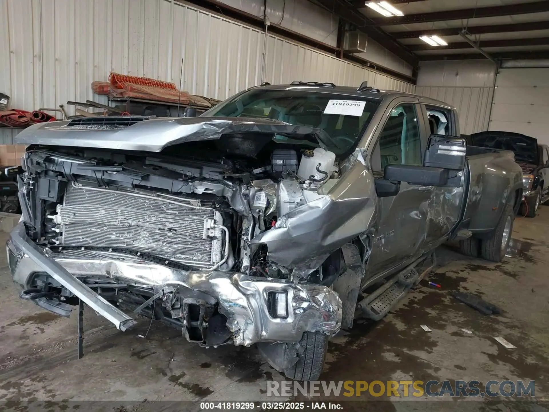 2 Photograph of a damaged car 1GC4KTEY5SF151119 CHEVROLET SILVERADO 3500HD 2025