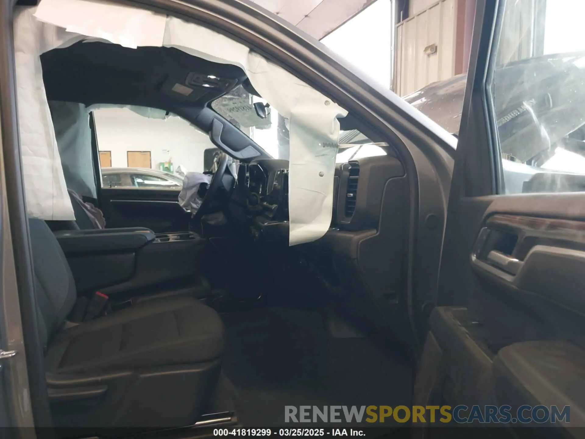 7 Photograph of a damaged car 1GC4KTEY5SF151119 CHEVROLET SILVERADO 3500HD 2025