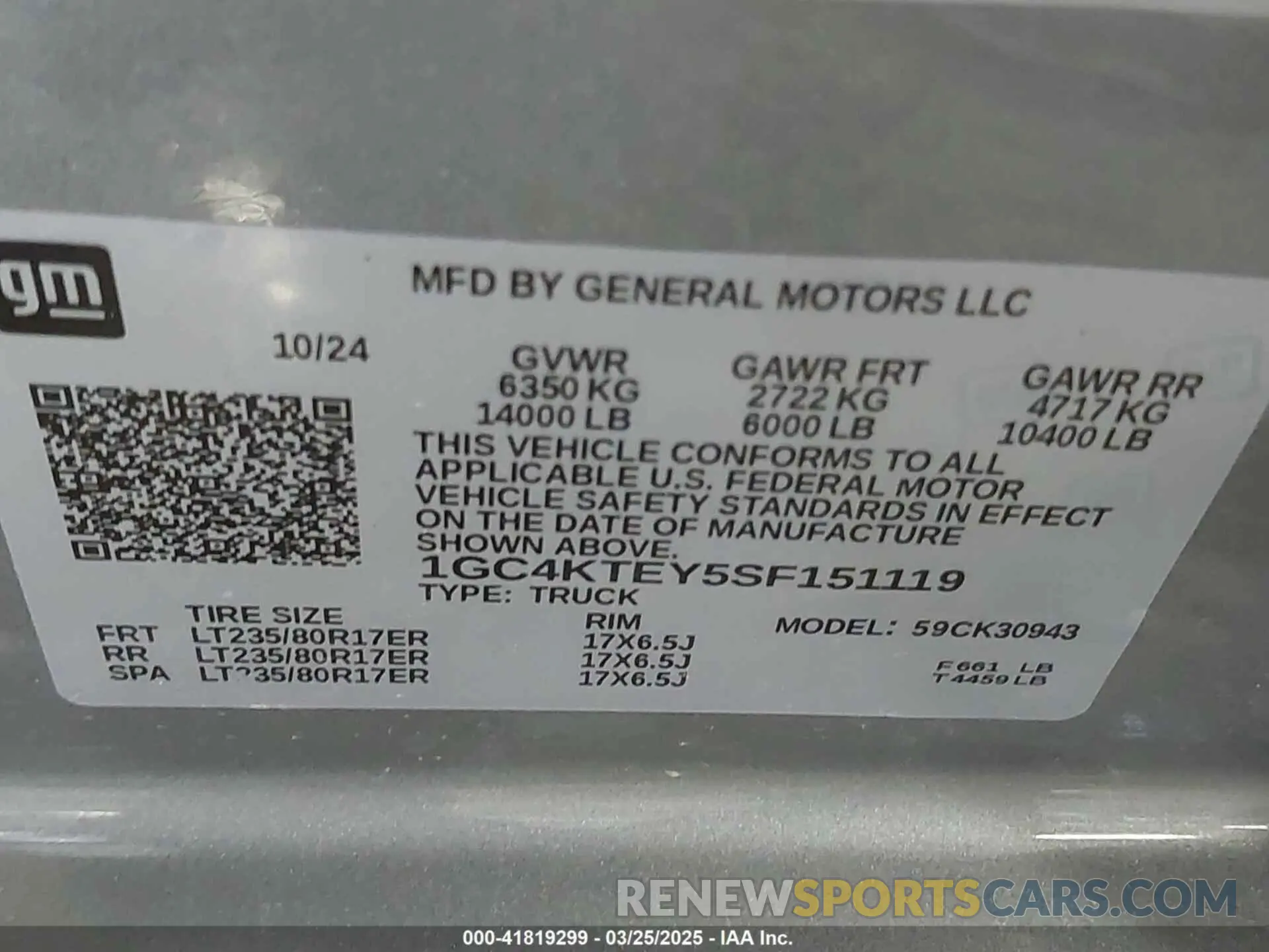 8 Photograph of a damaged car 1GC4KTEY5SF151119 CHEVROLET SILVERADO 3500HD 2025