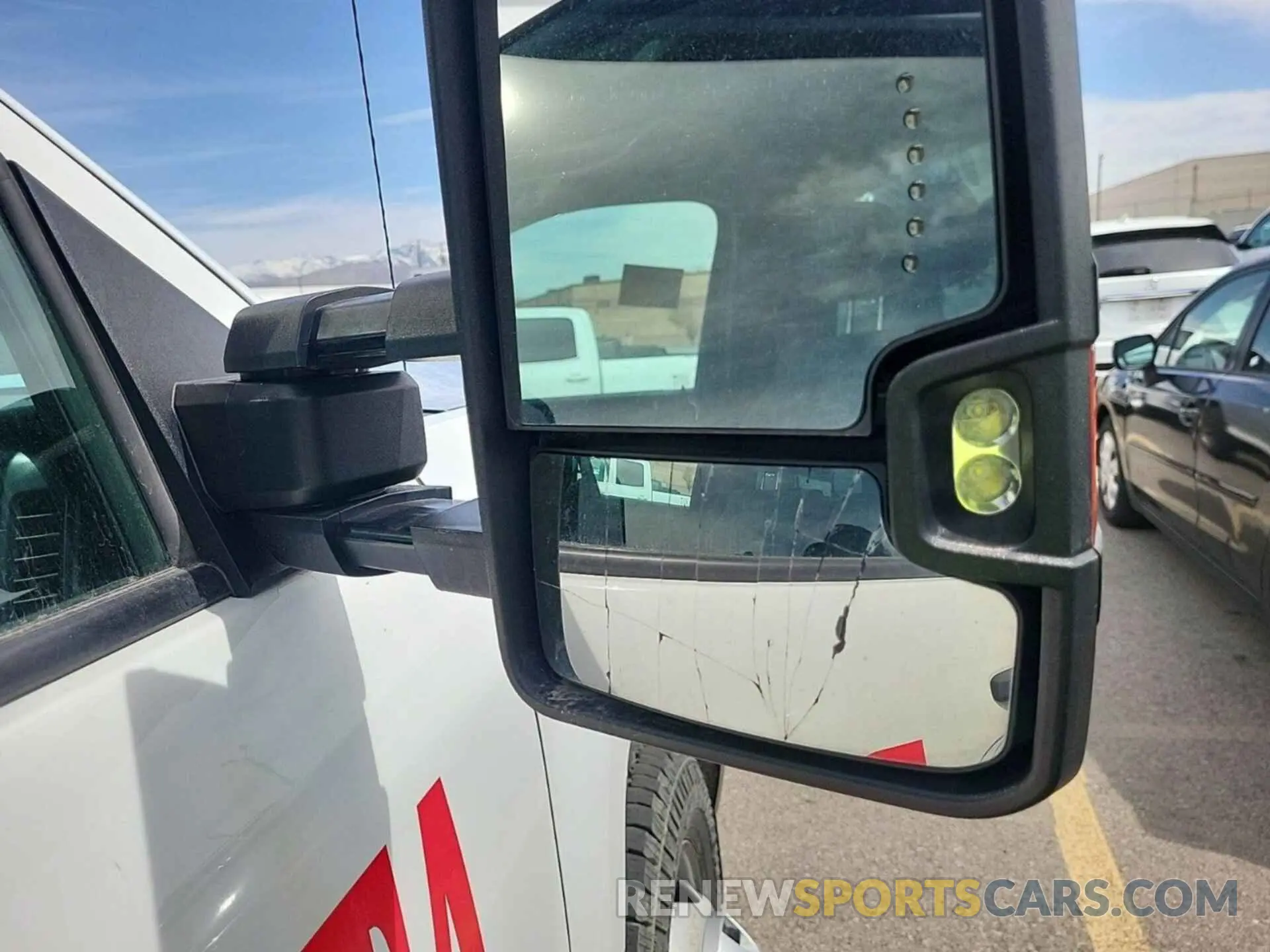 2 Photograph of a damaged car 1GB3CVCY4KF192045 CHEVROLET SILVERADO 3500HD CHASSIS 2019