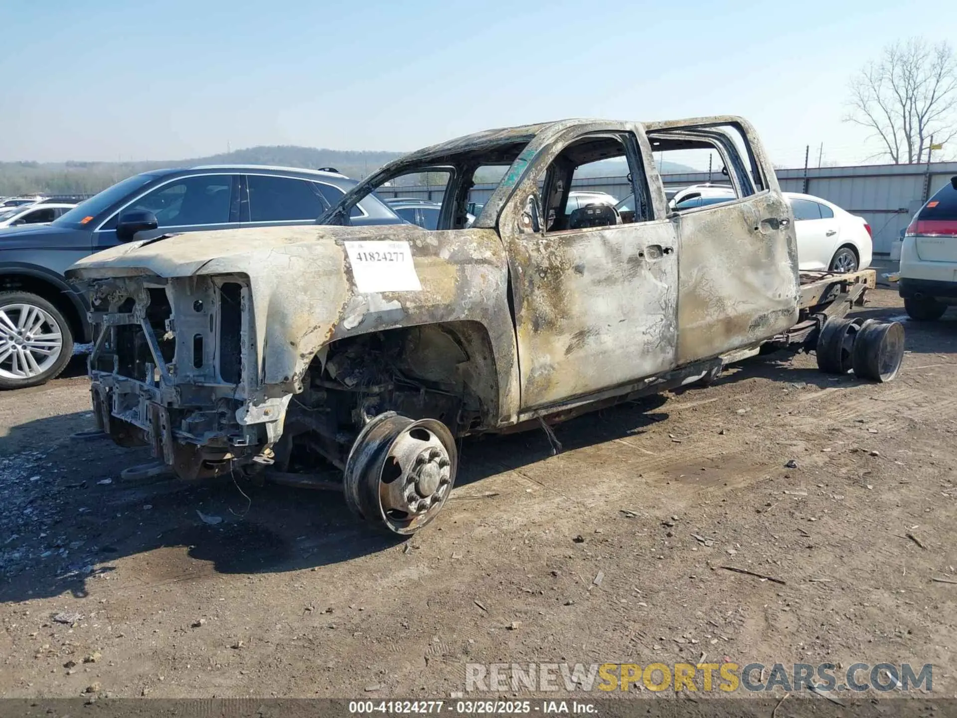 2 Photograph of a damaged car 1GB4KVCY5KF103025 CHEVROLET SILVERADO 3500HD CHASSIS 2019