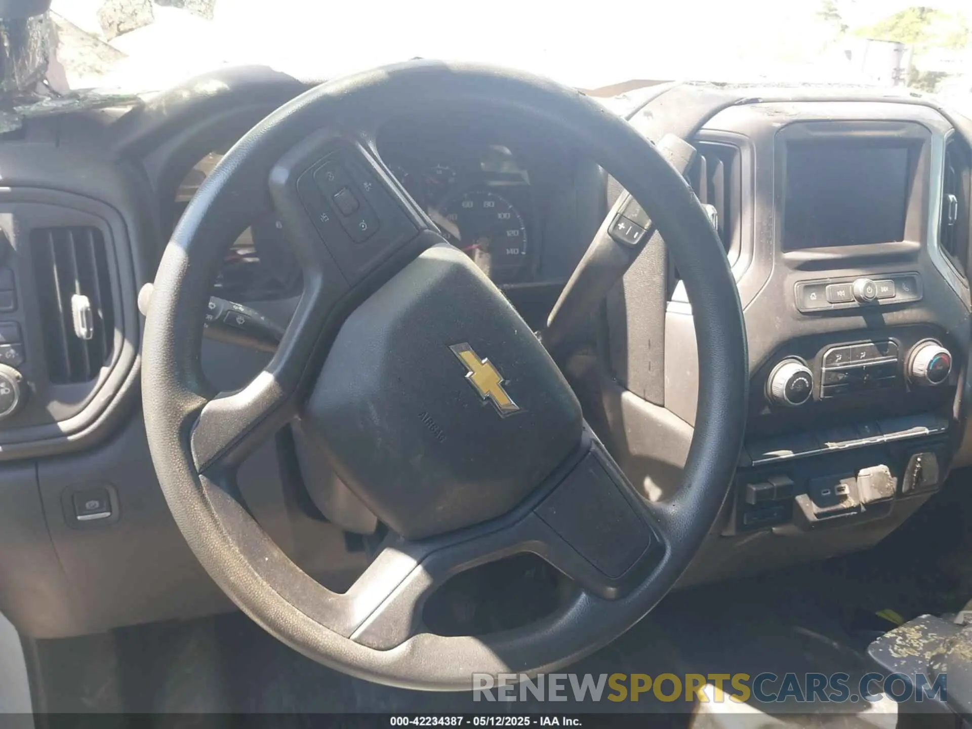 15 Photograph of a damaged car 1GB4YSE75NF159407 CHEVROLET SILVERADO 3500HD CHASSIS 2022