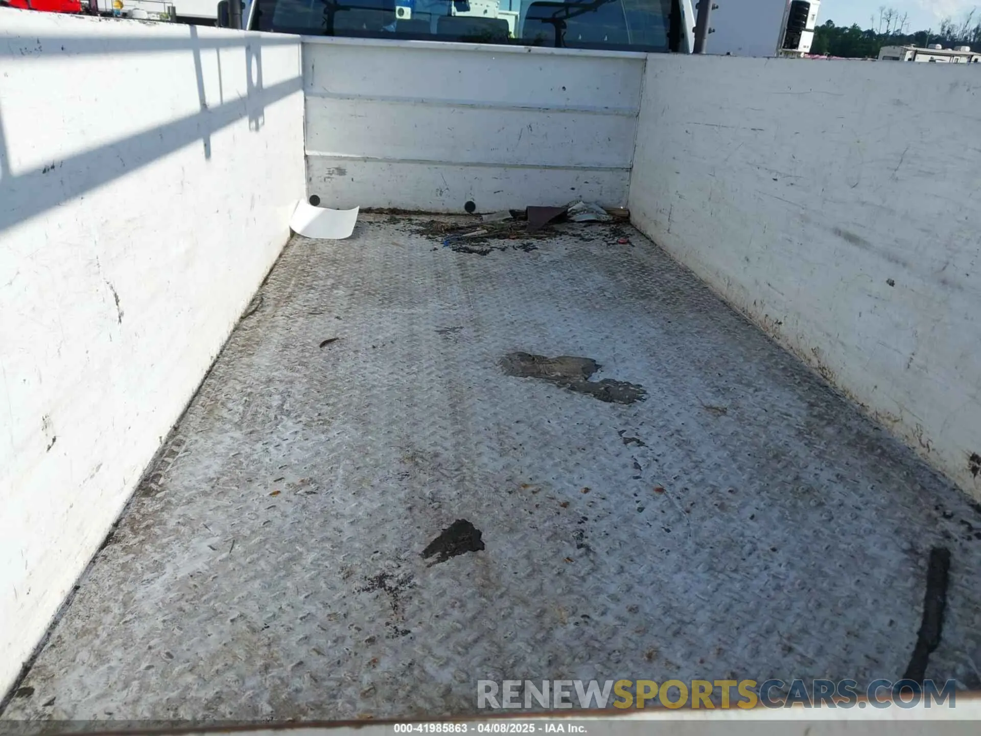 6 Photograph of a damaged car 1GB4YSE79NF197691 CHEVROLET SILVERADO 3500HD CHASSIS 2022
