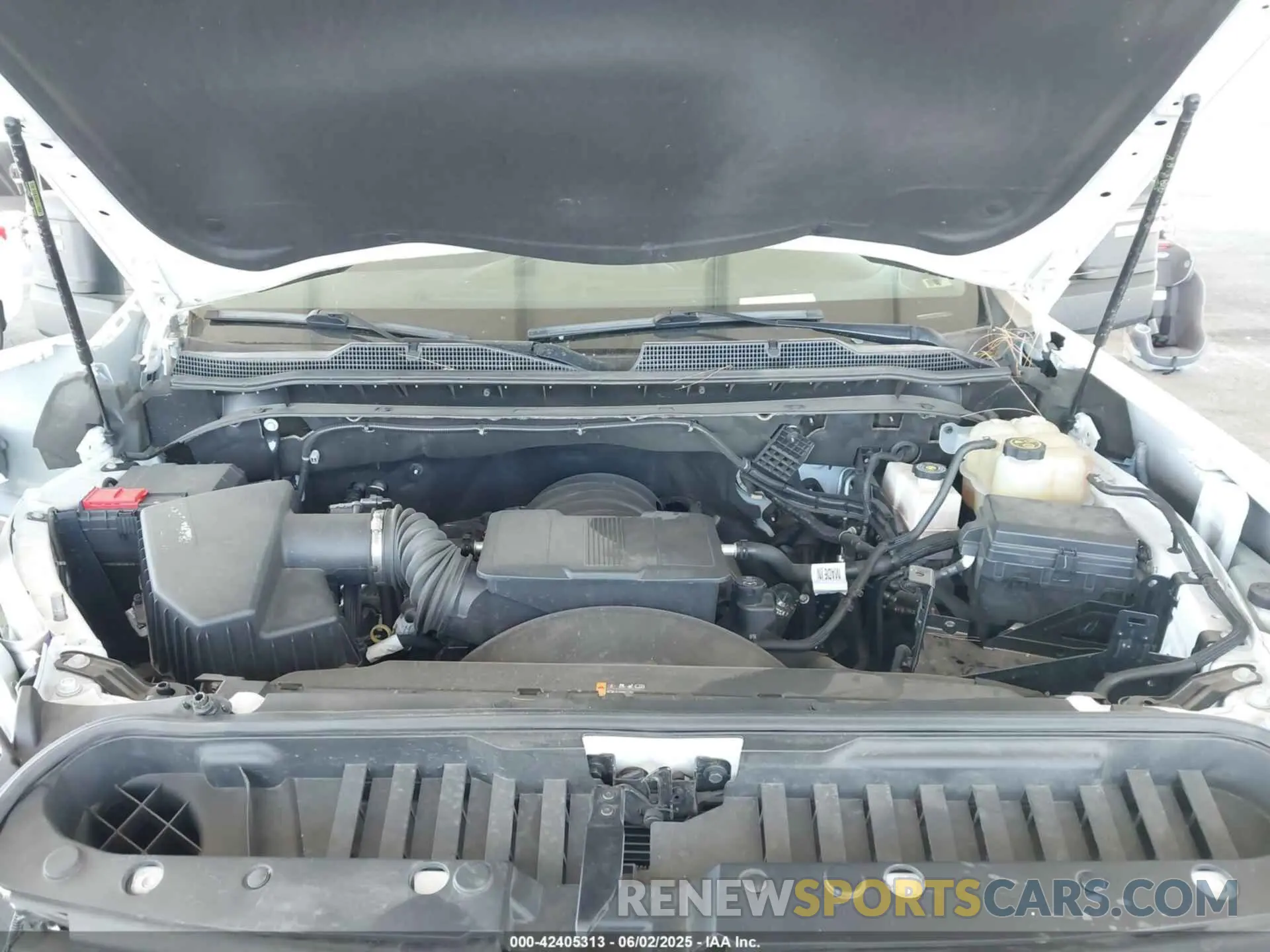 10 Photograph of a damaged car 1GB4YTE72NF100675 CHEVROLET SILVERADO 3500HD CHASSIS 2022