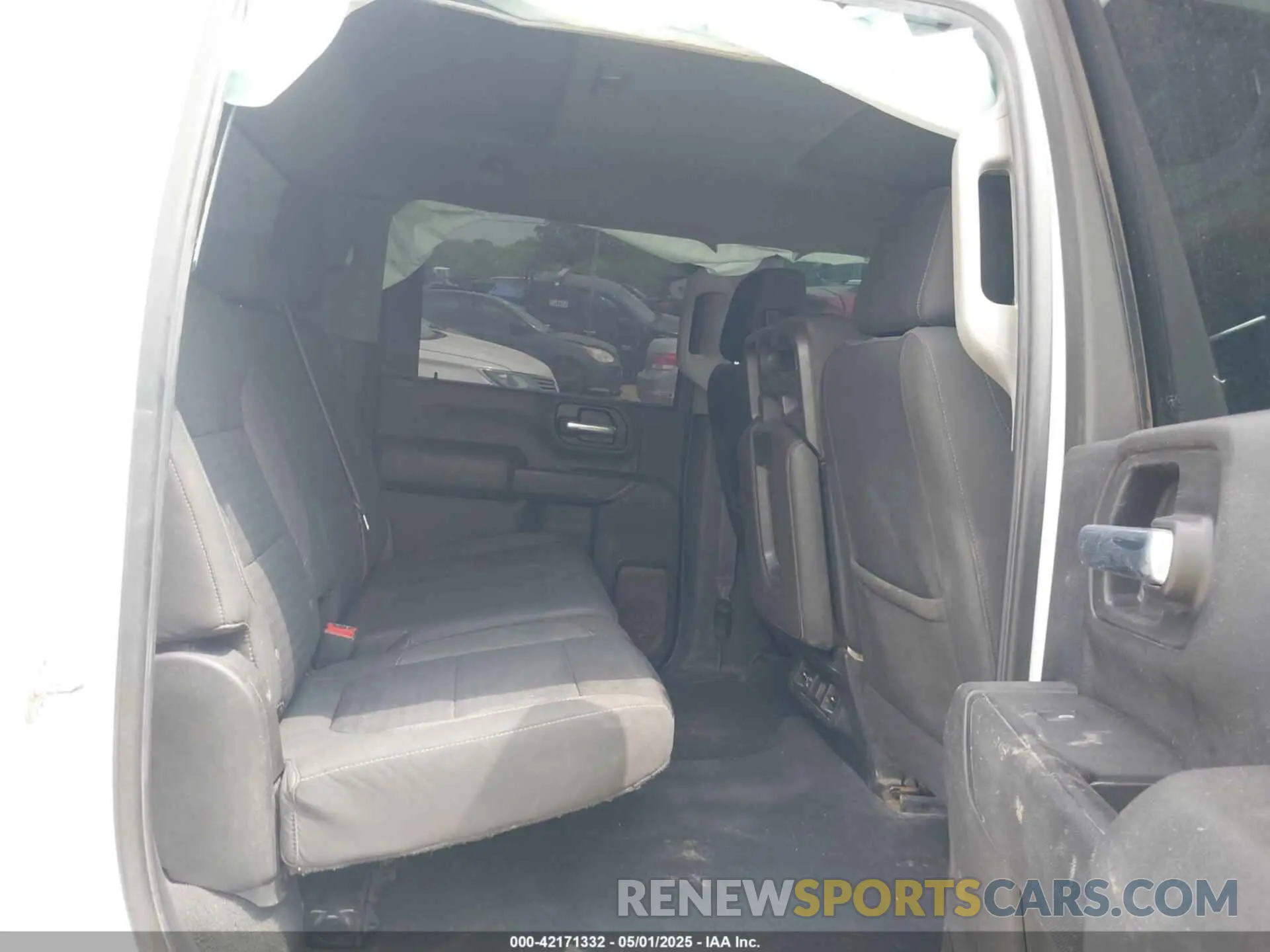6 Photograph of a damaged car 1GB4YTEY0NF112719 CHEVROLET SILVERADO 3500HD CHASSIS 2022