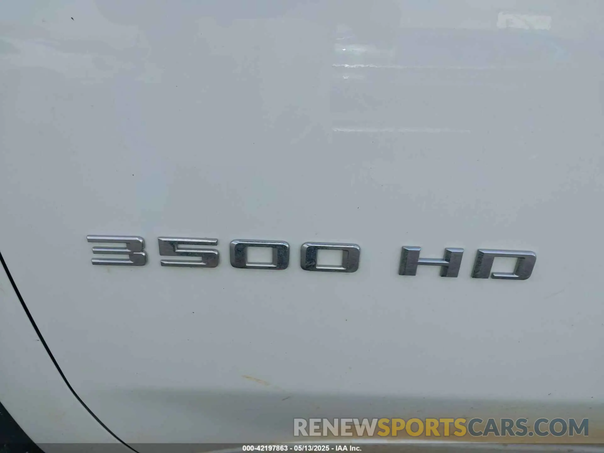 12 Photograph of a damaged car 1GB4YTEY8NF244577 CHEVROLET SILVERADO 3500HD CHASSIS 2022