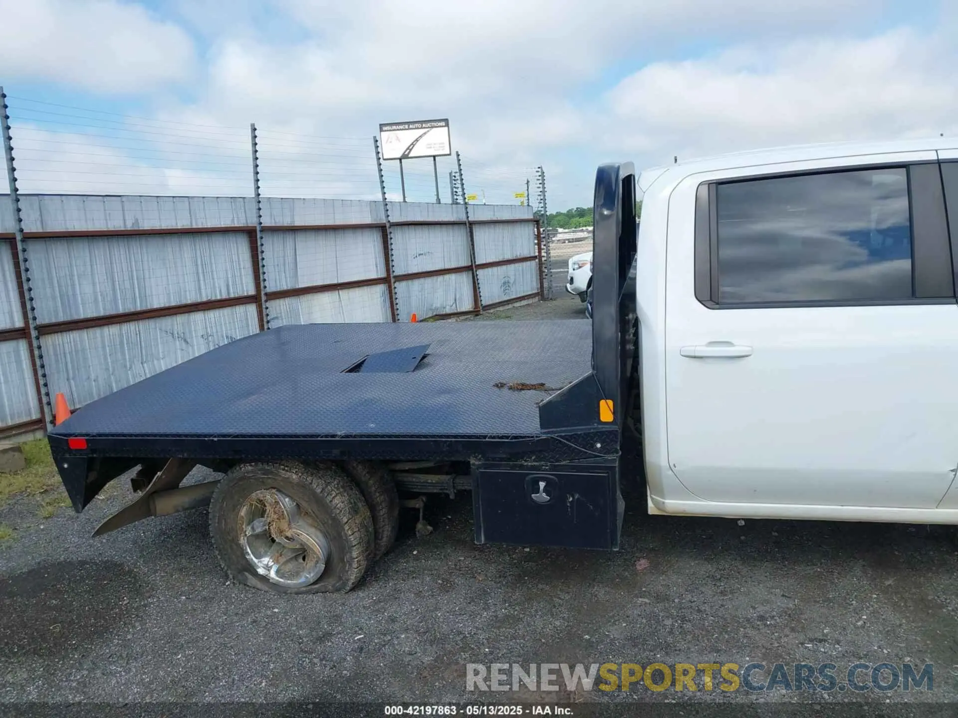20 Photograph of a damaged car 1GB4YTEY8NF244577 CHEVROLET SILVERADO 3500HD CHASSIS 2022