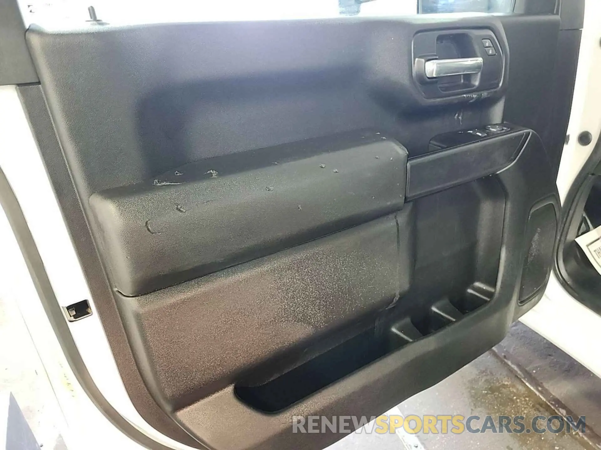 13 Photograph of a damaged car 1GB3WRE7XPF158394 CHEVROLET SILVERADO 3500HD CHASSIS 2023