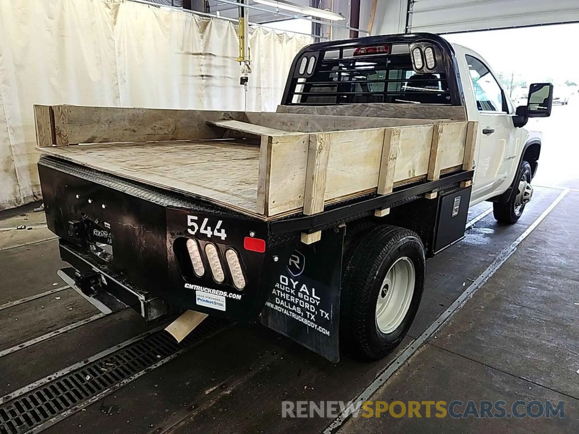 27 Photograph of a damaged car 1GB3WRE7XPF158394 CHEVROLET SILVERADO 3500HD CHASSIS 2023
