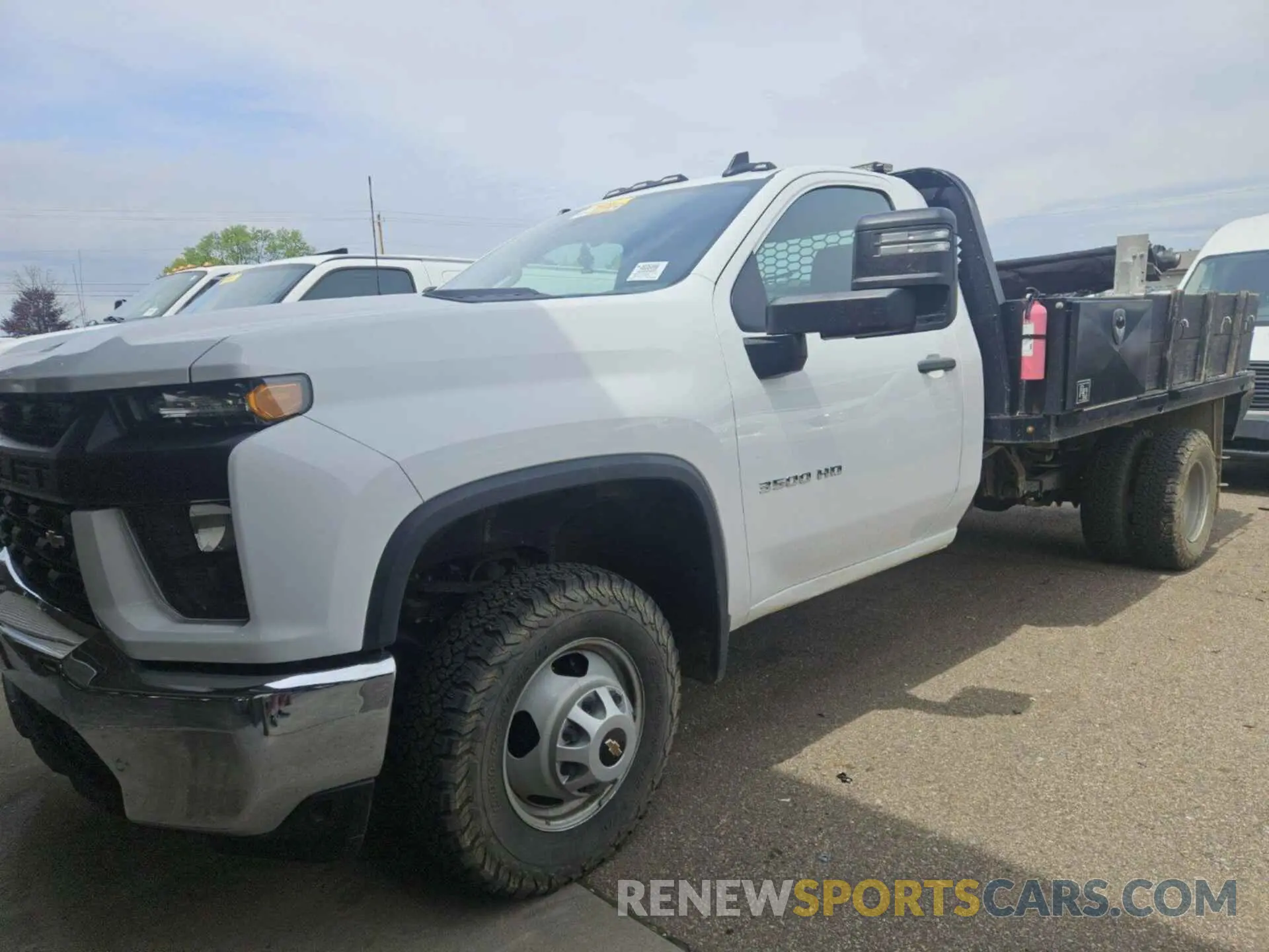 5 Photograph of a damaged car 1GB3YSE70PF217762 CHEVROLET SILVERADO 3500HD CHASSIS 2023