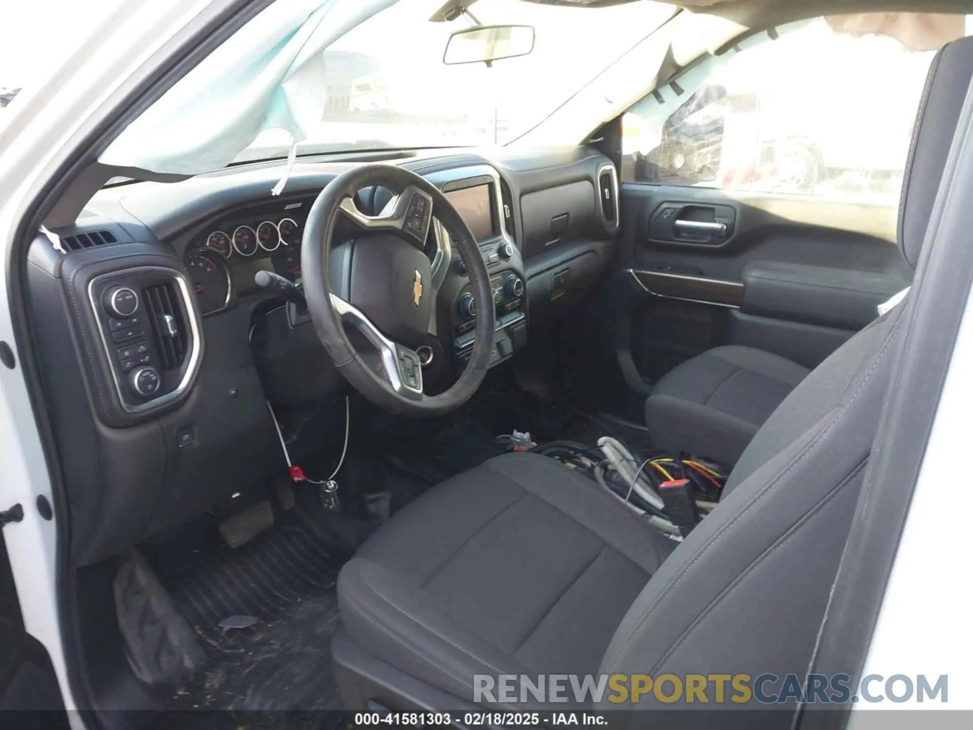 7 Photograph of a damaged car 1GB3YTE75PF220985 CHEVROLET SILVERADO 3500HD CHASSIS 2023