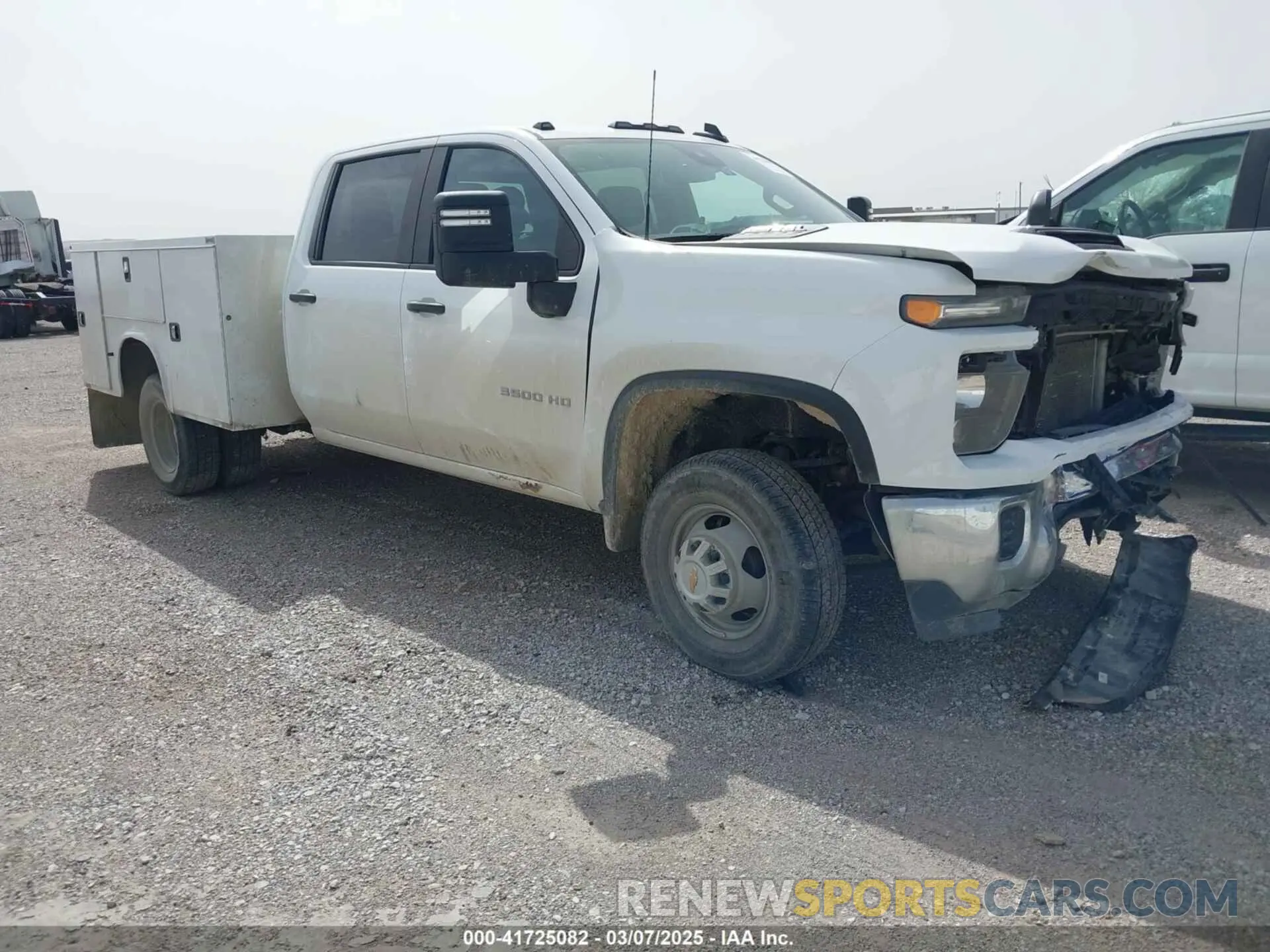 1 Photograph of a damaged car 1GB4YSE73RF185025 CHEVROLET SILVERADO 3500HD CHASSIS 2024
