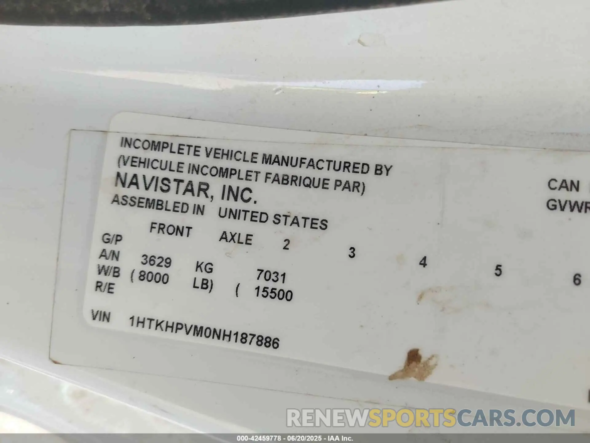 8 Photograph of a damaged car 1HTKHPVM0NH187886 CHEVROLET SILVERADO 4500HD 2022