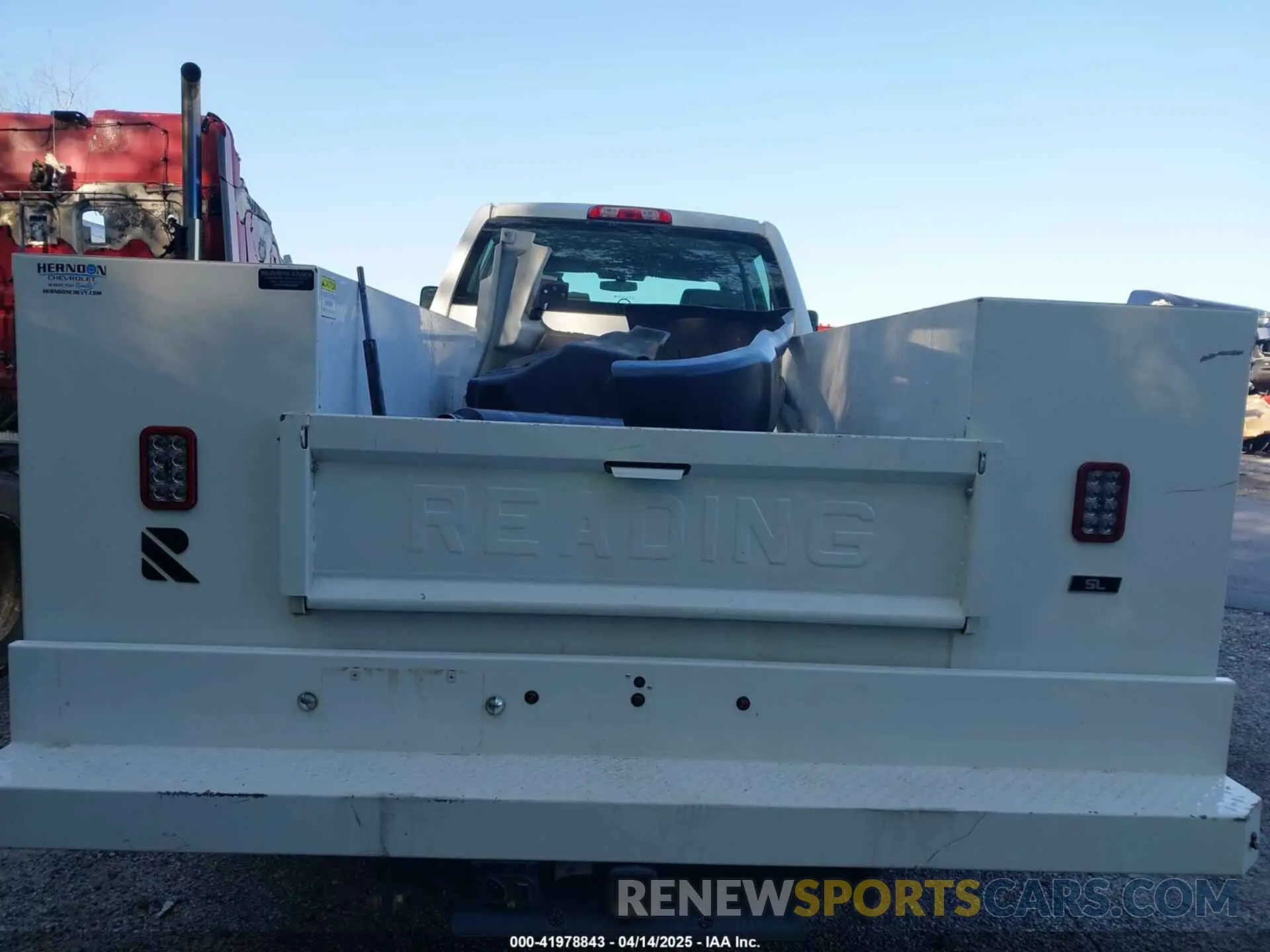 7 Photograph of a damaged car 1HTKJPVK6NH772958 CHEVROLET SILVERADO 4500HD 2022