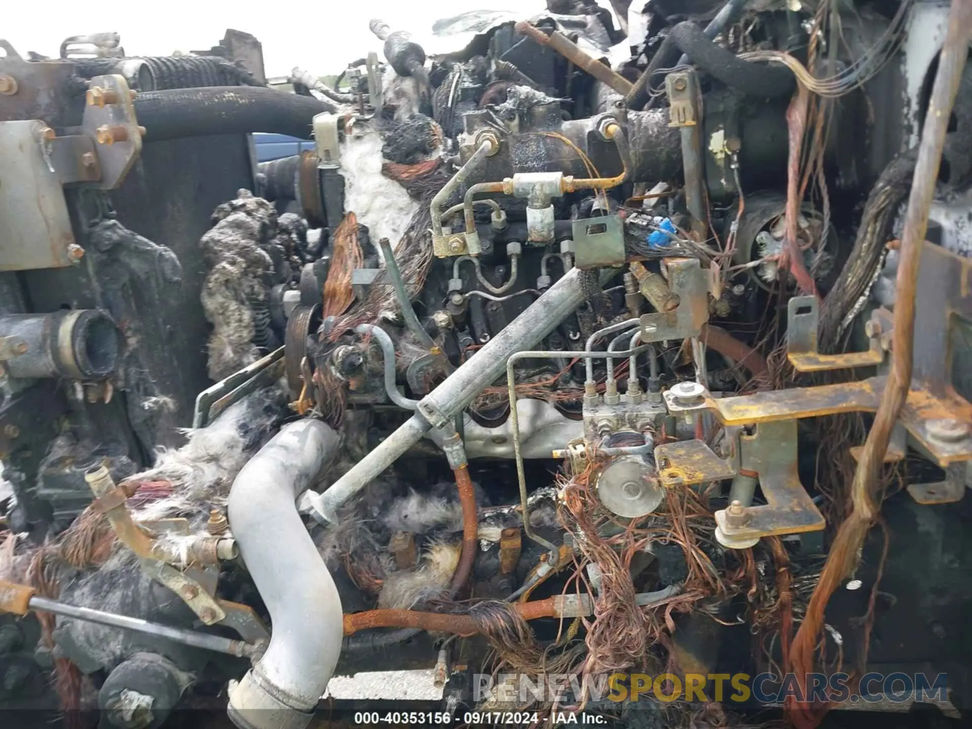 10 Photograph of a damaged car 1HTKJPVK8NH415376 CHEVROLET SILVERADO 4500HD 2022