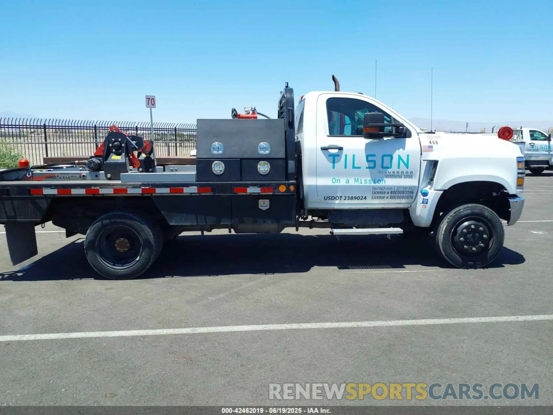 15 Photograph of a damaged car 1HTKJPVM9NH622621 CHEVROLET SILVERADO 4500HD 2022