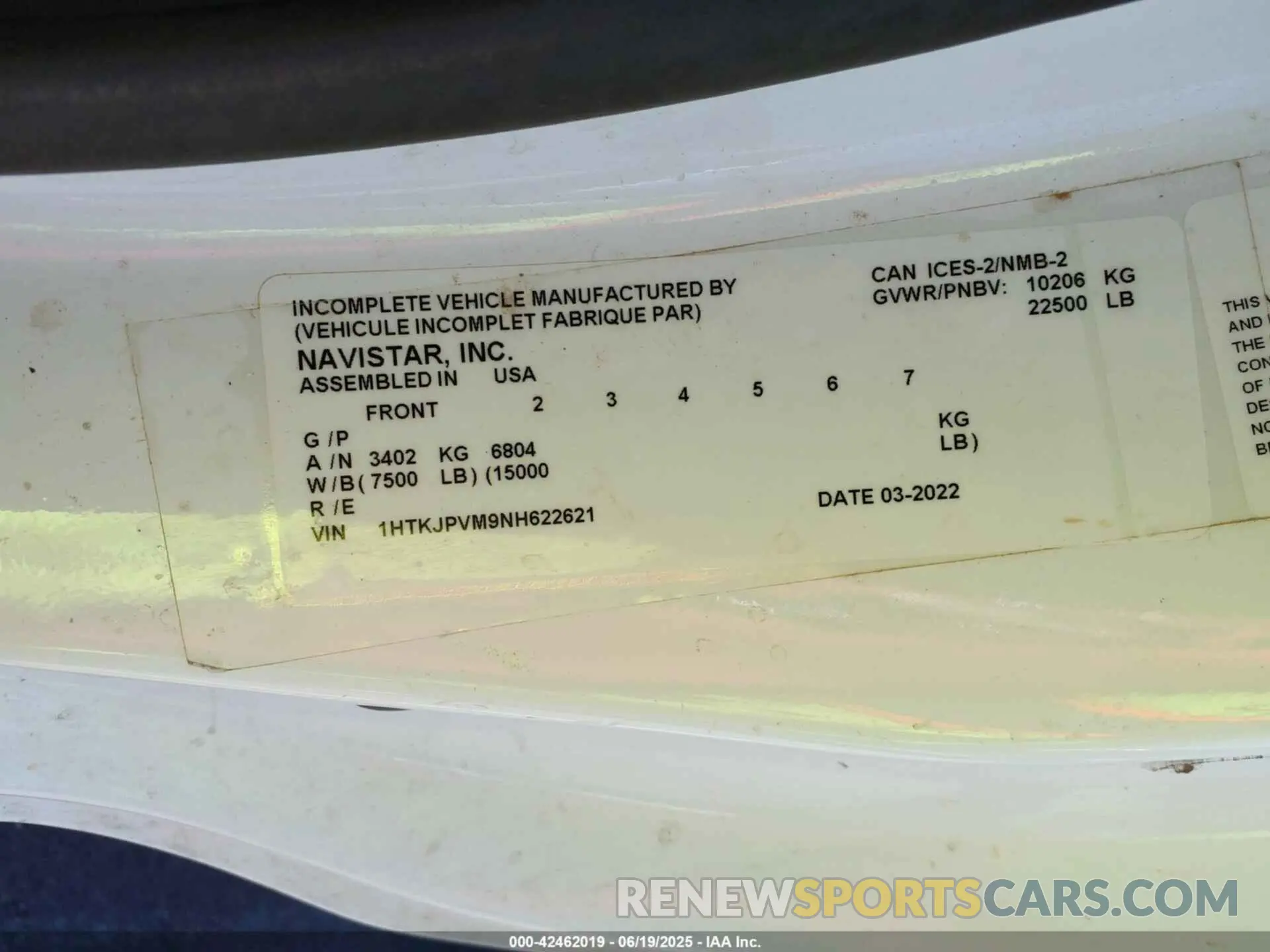 8 Photograph of a damaged car 1HTKJPVM9NH622621 CHEVROLET SILVERADO 4500HD 2022