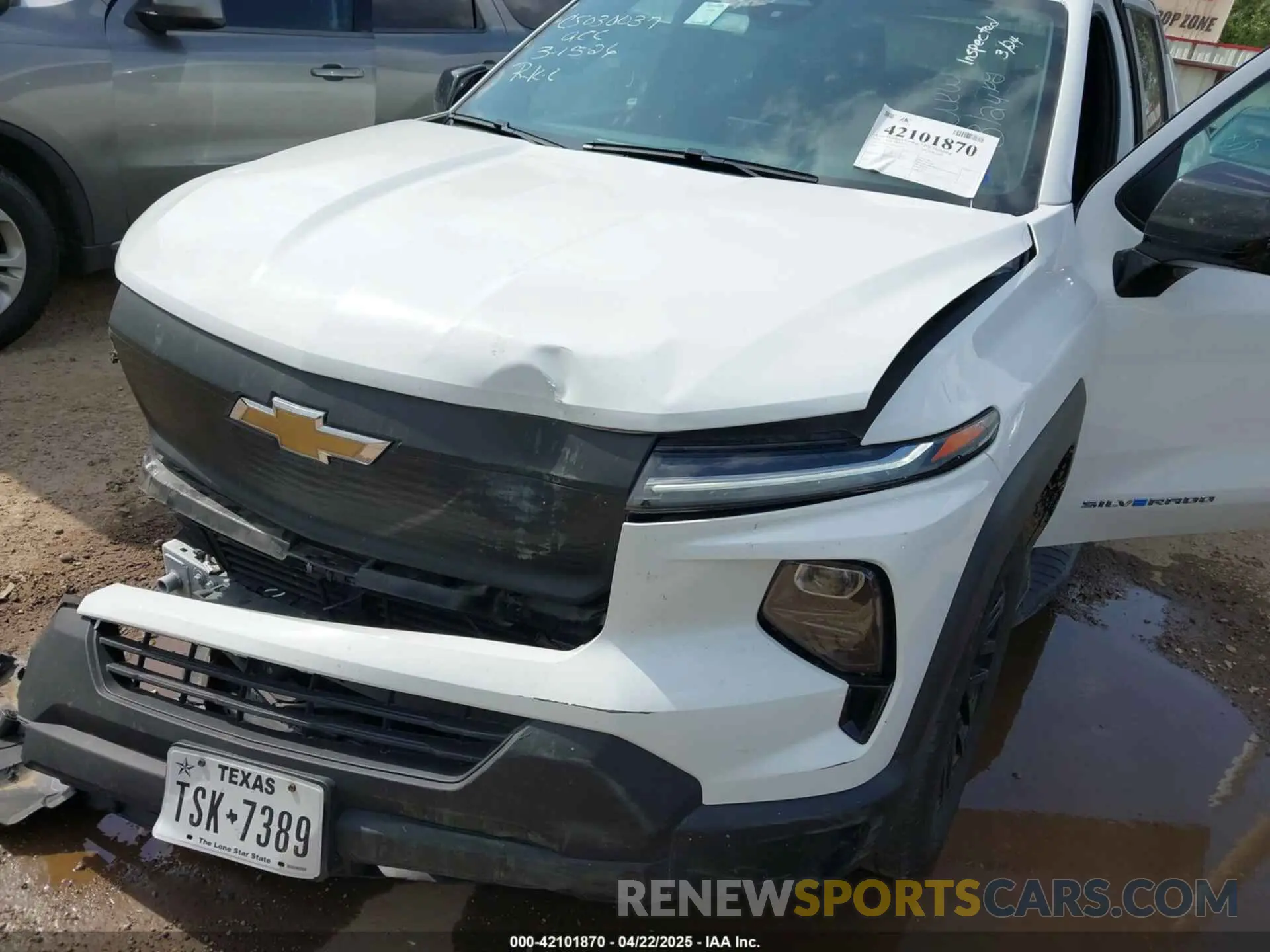 10 Photograph of a damaged car 1GC10VEL6RU200925 CHEVROLET SILVERADO EV 2024